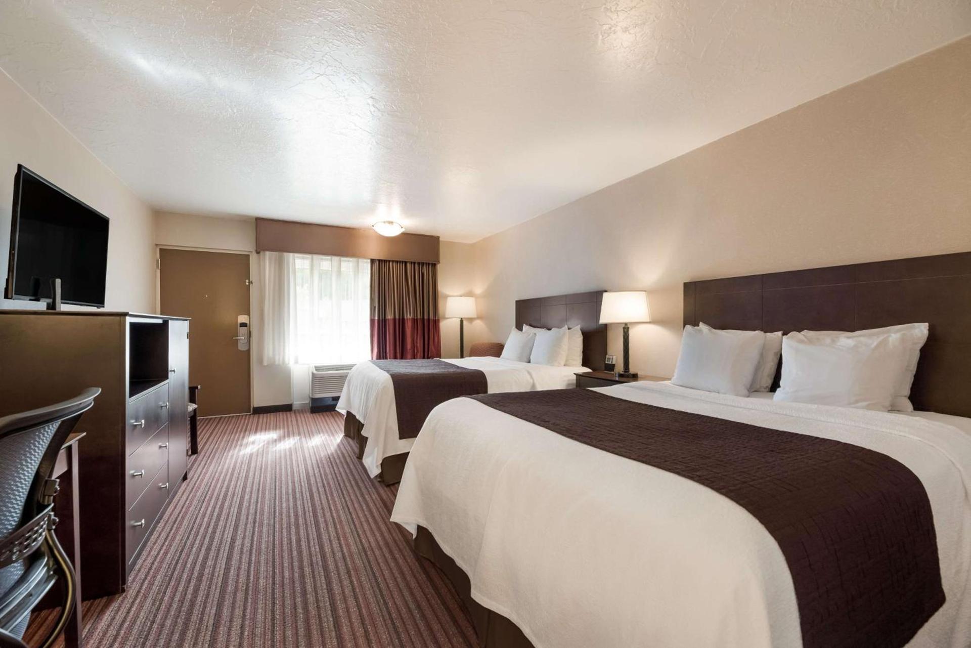 Best Western Plus Cedar City photo 15