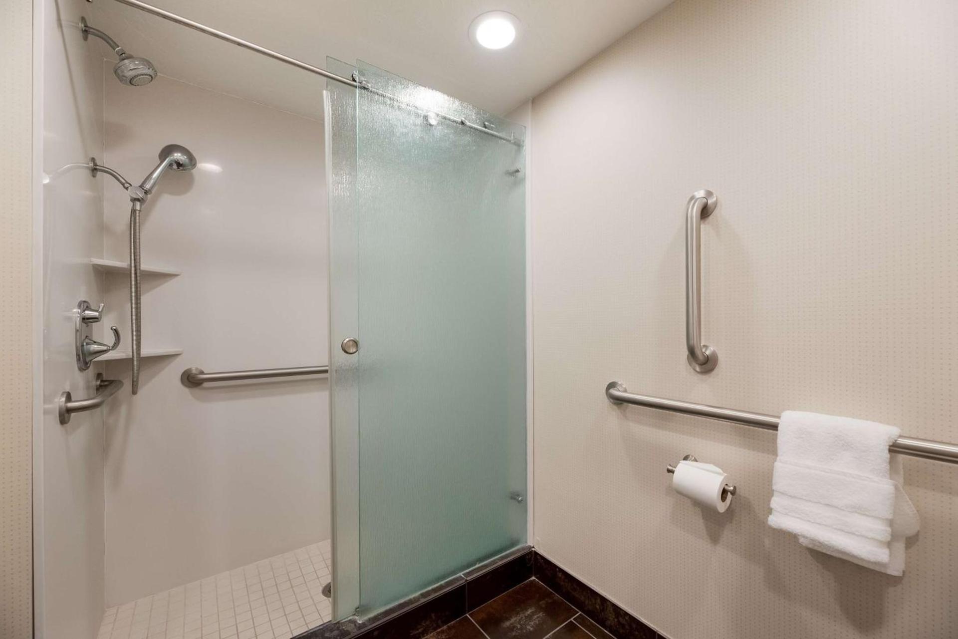 Best Western Plus Cedar City photo 17