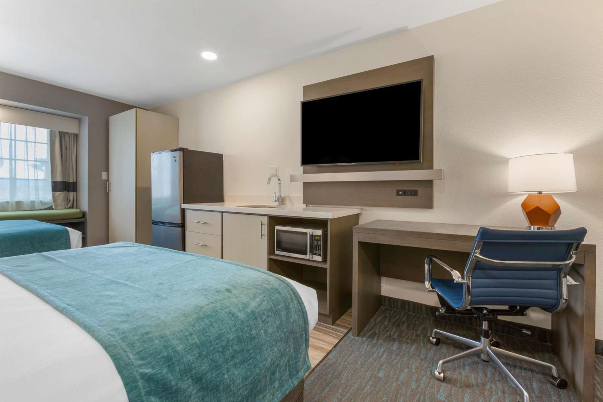Best Western Plus Yuma Foothills Inn & Suites photo 14