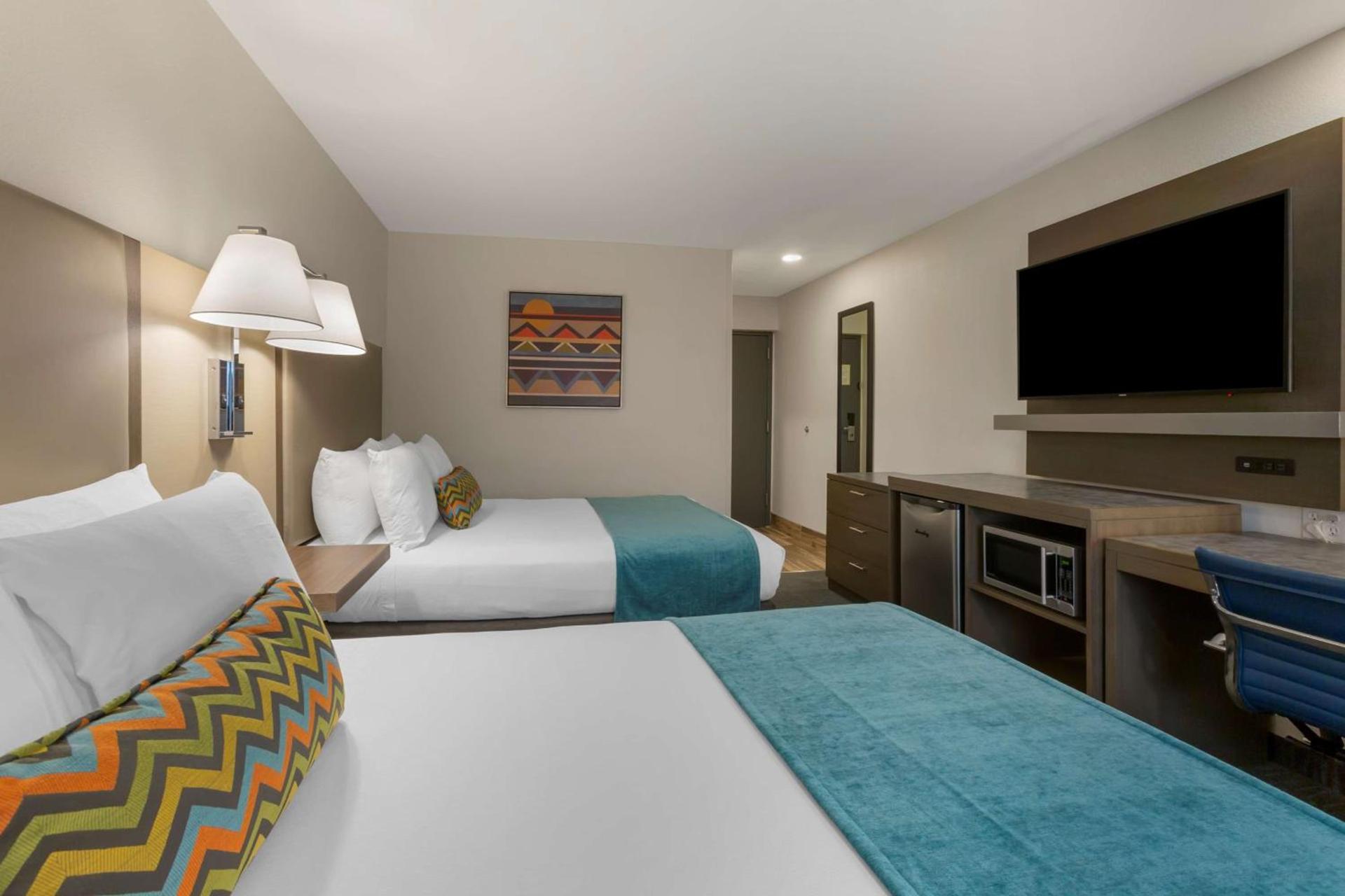 Best Western Plus Yuma Foothills Inn & Suites photo 26