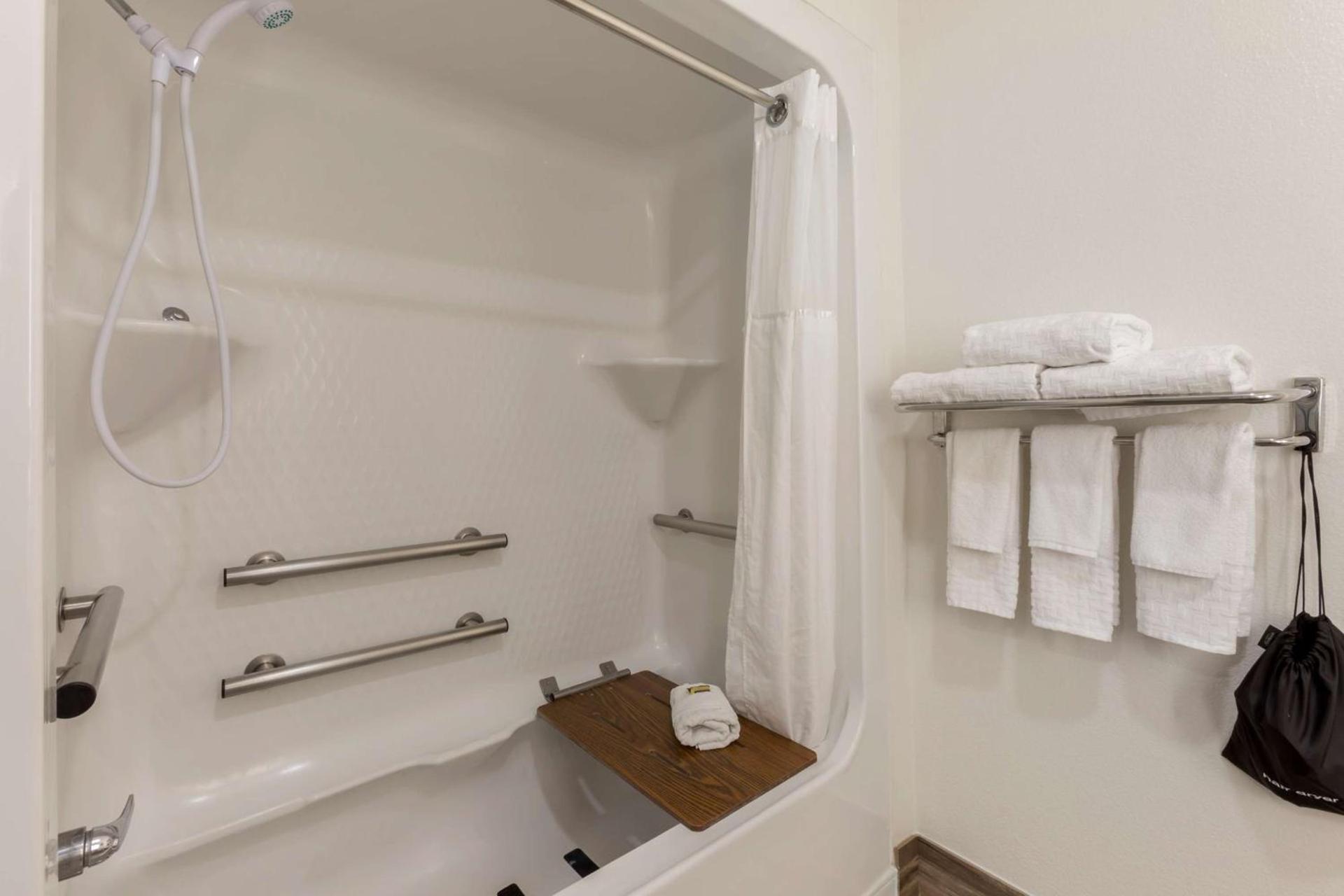 Best Western Plus Yuma Foothills Inn & Suites photo 30