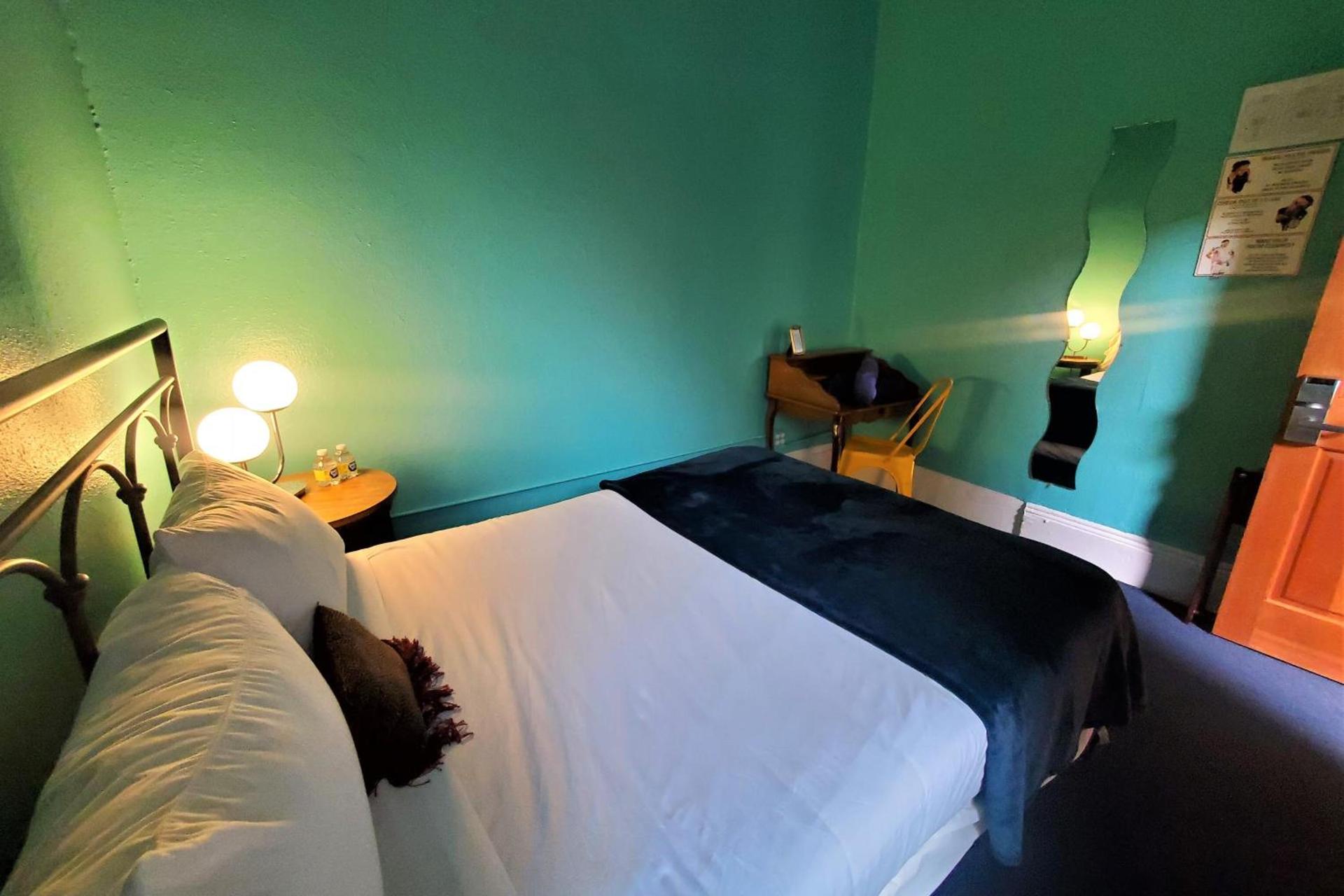 Gaslamp Hostel photo 18