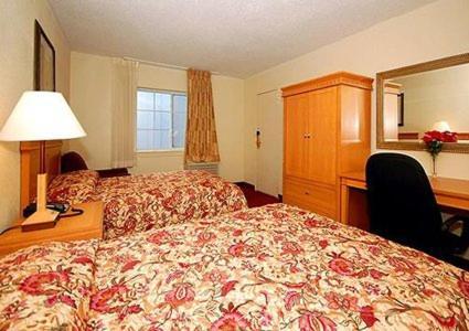 Super 8 by Wyndham Monticello NY photo 8