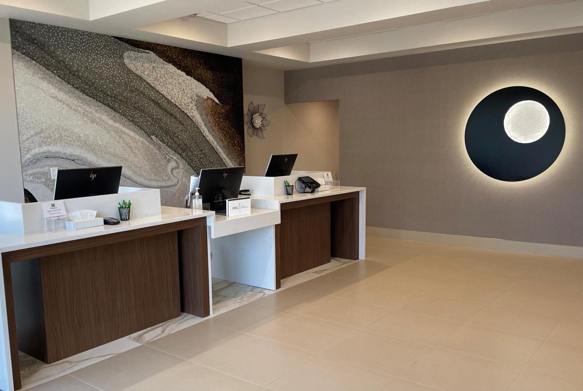 Holiday Inn & Suites Chicago-Downtown by IHG photo 11