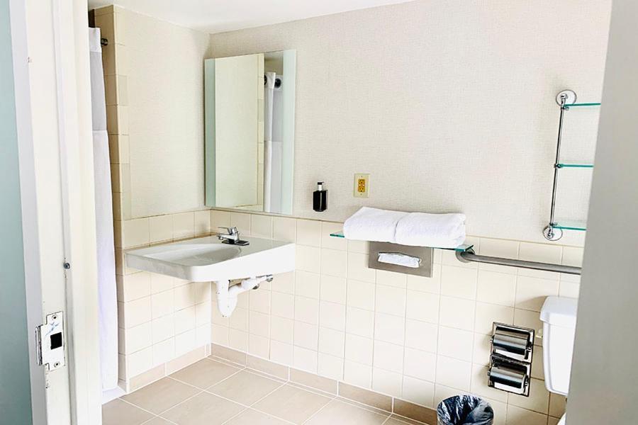 Hotel Rendale Washington DC photo 32