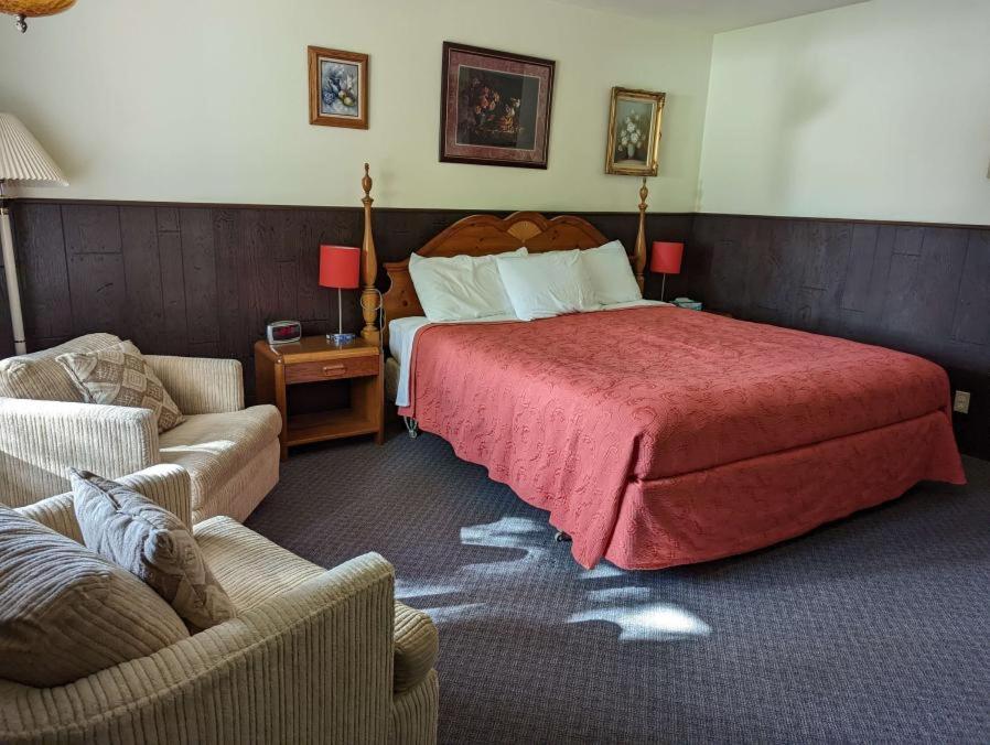 Crossroads motel & cabins photo 5
