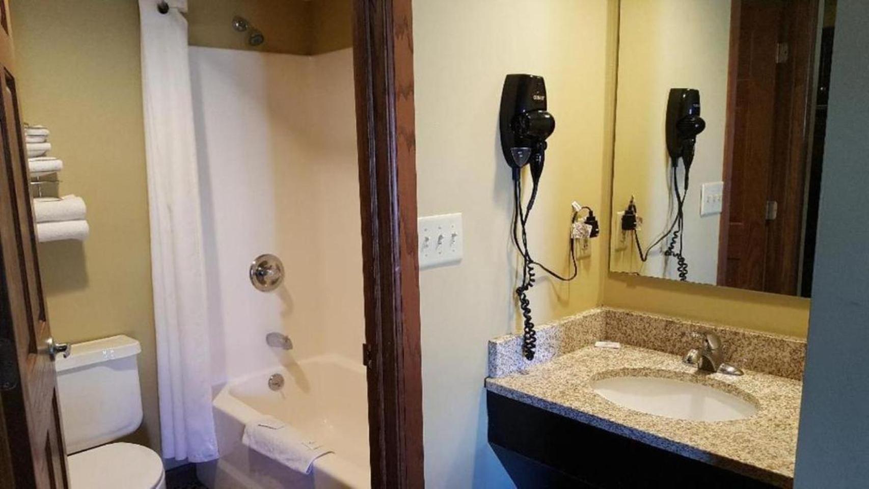Jackson Town House Inn photo 6