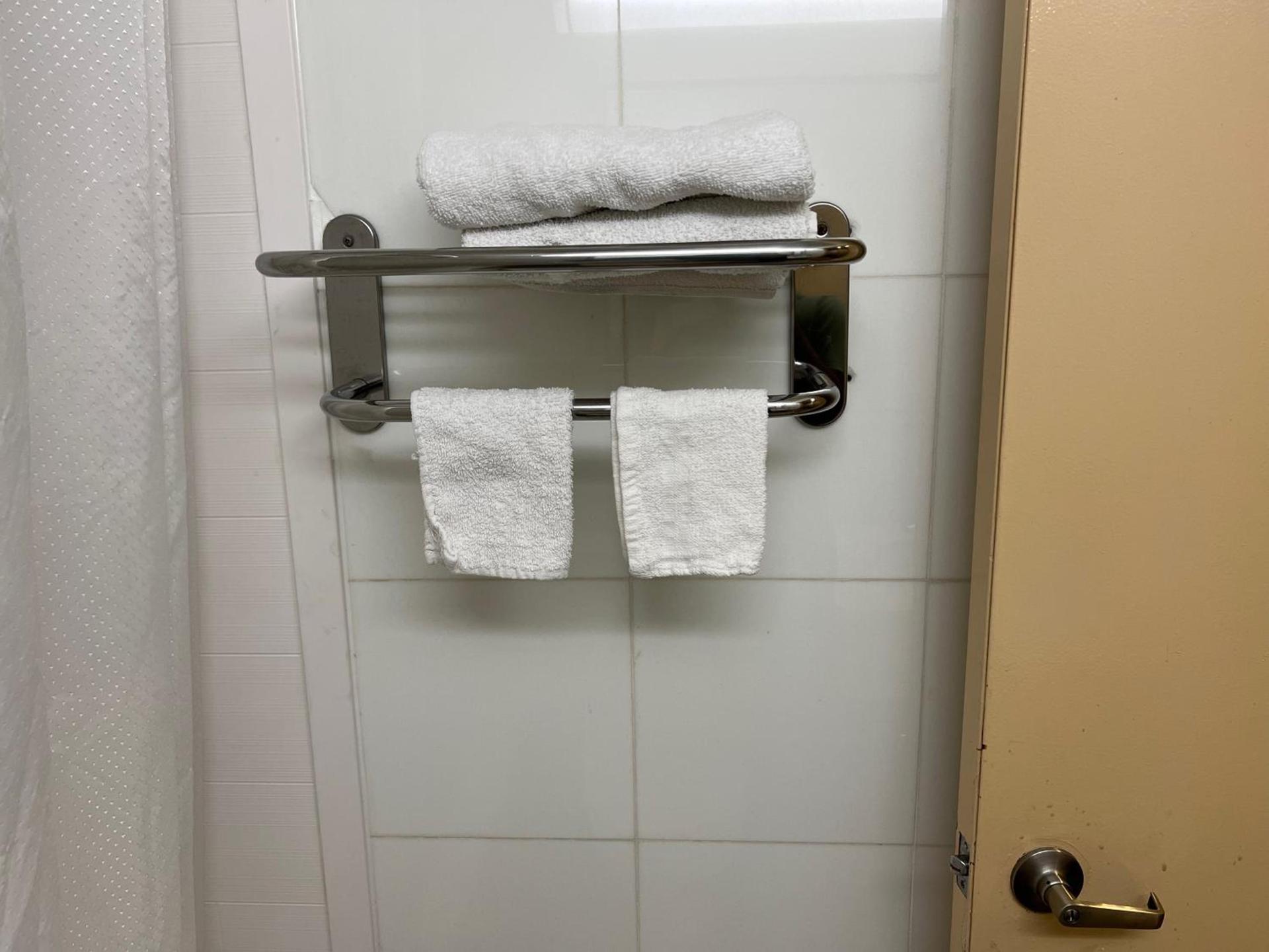 Atlantic Motor Inn photo 15
