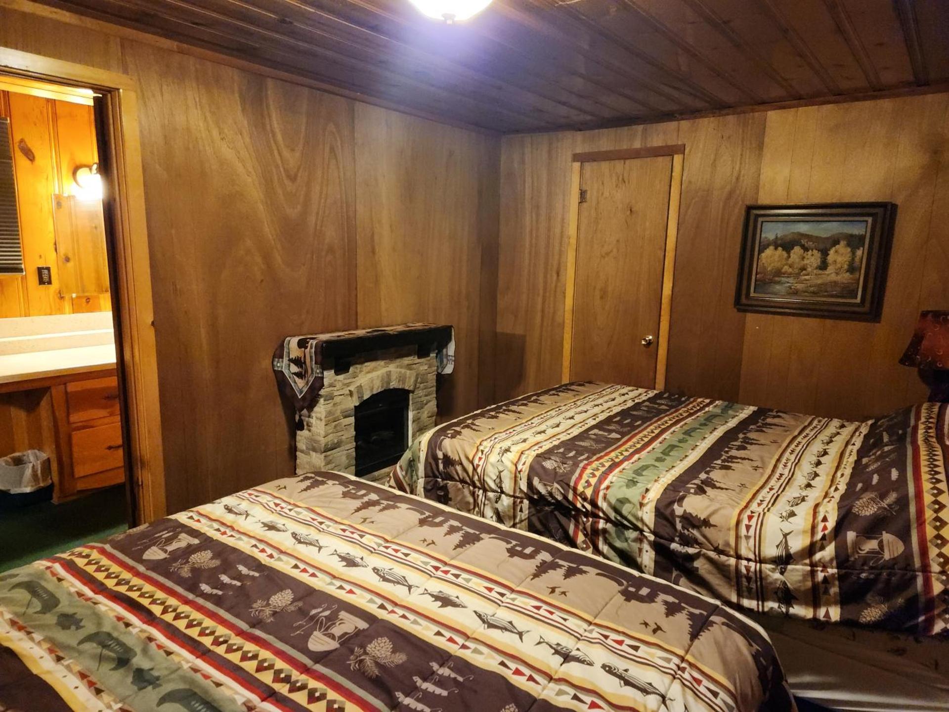 Eagle Nest Fly Shack & Lodge photo 30