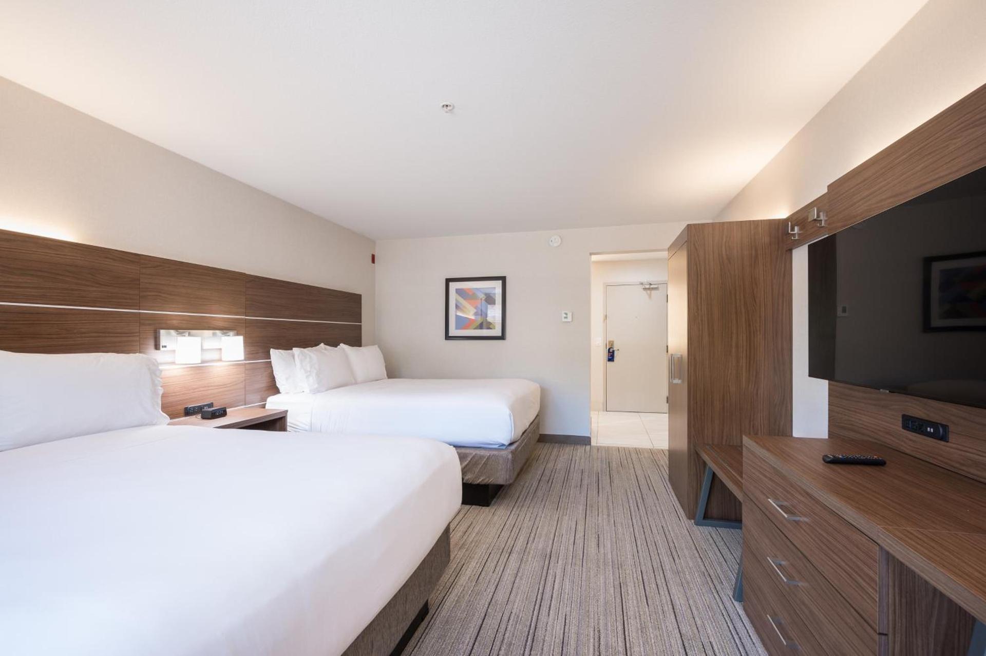 Holiday Inn Express Grover Beach-Pismo Beach Area by IHG photo 34