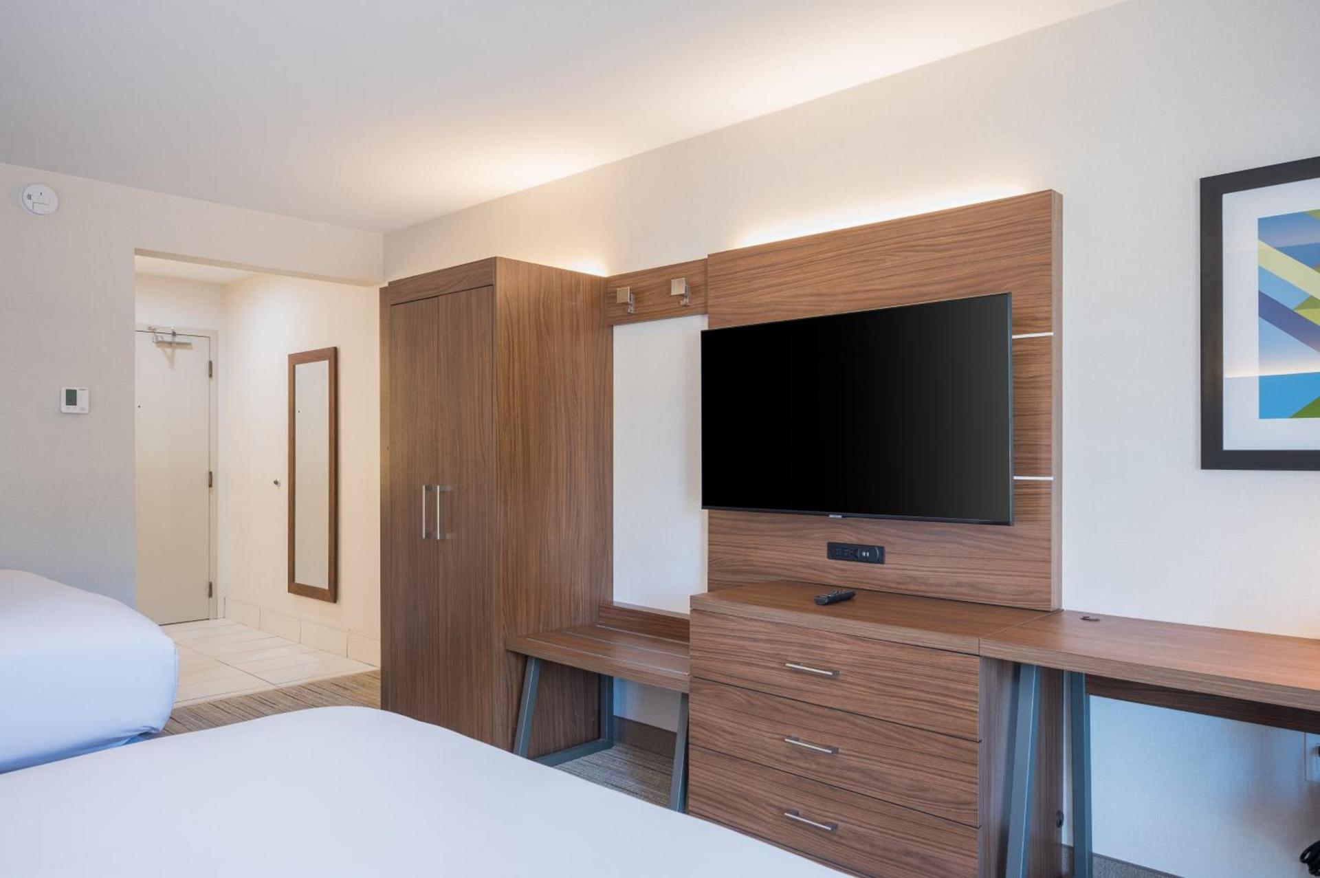 Holiday Inn Express Grover Beach-Pismo Beach Area by IHG photo 33
