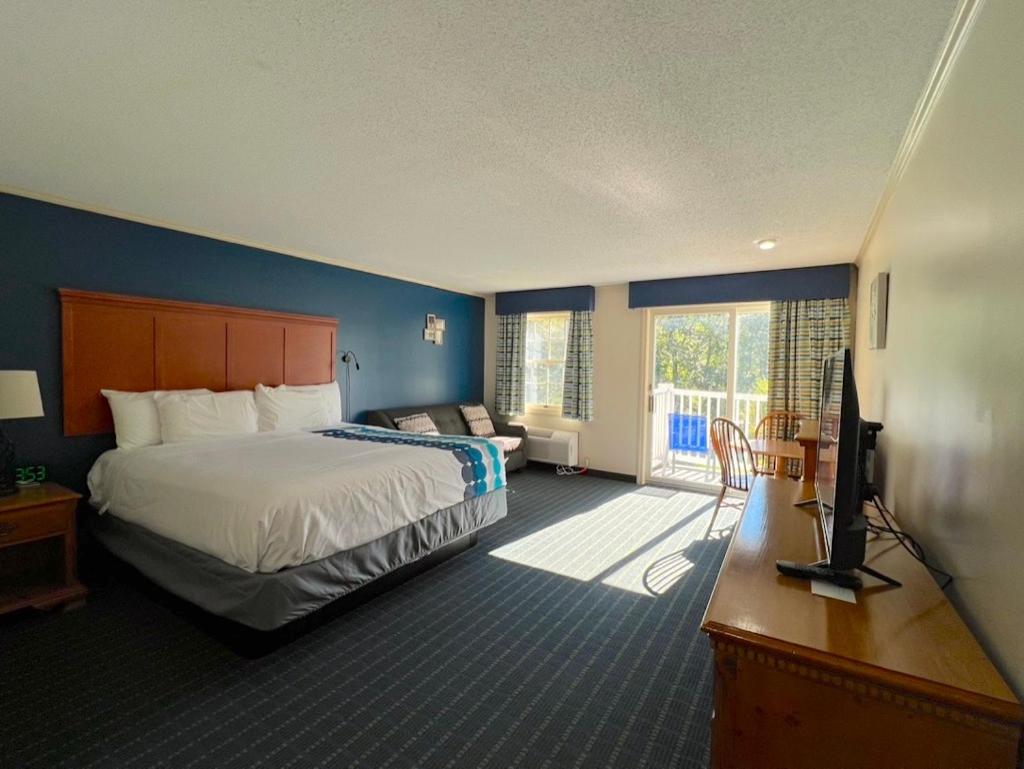 The Lodge at Jackson Village photo 63