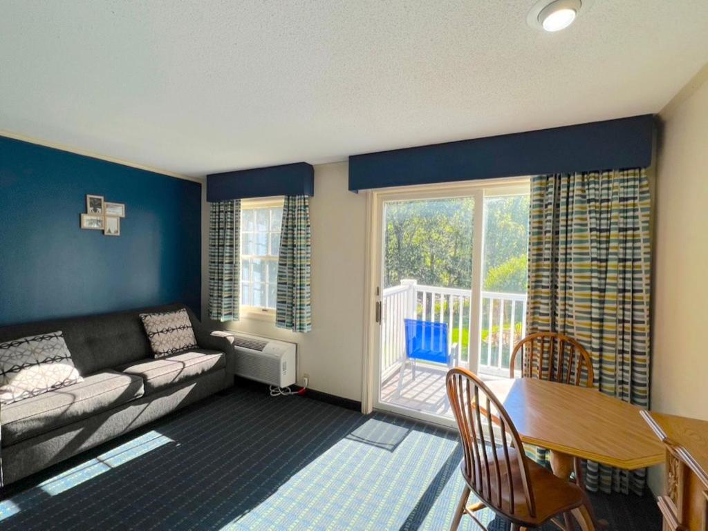 The Lodge at Jackson Village photo 64