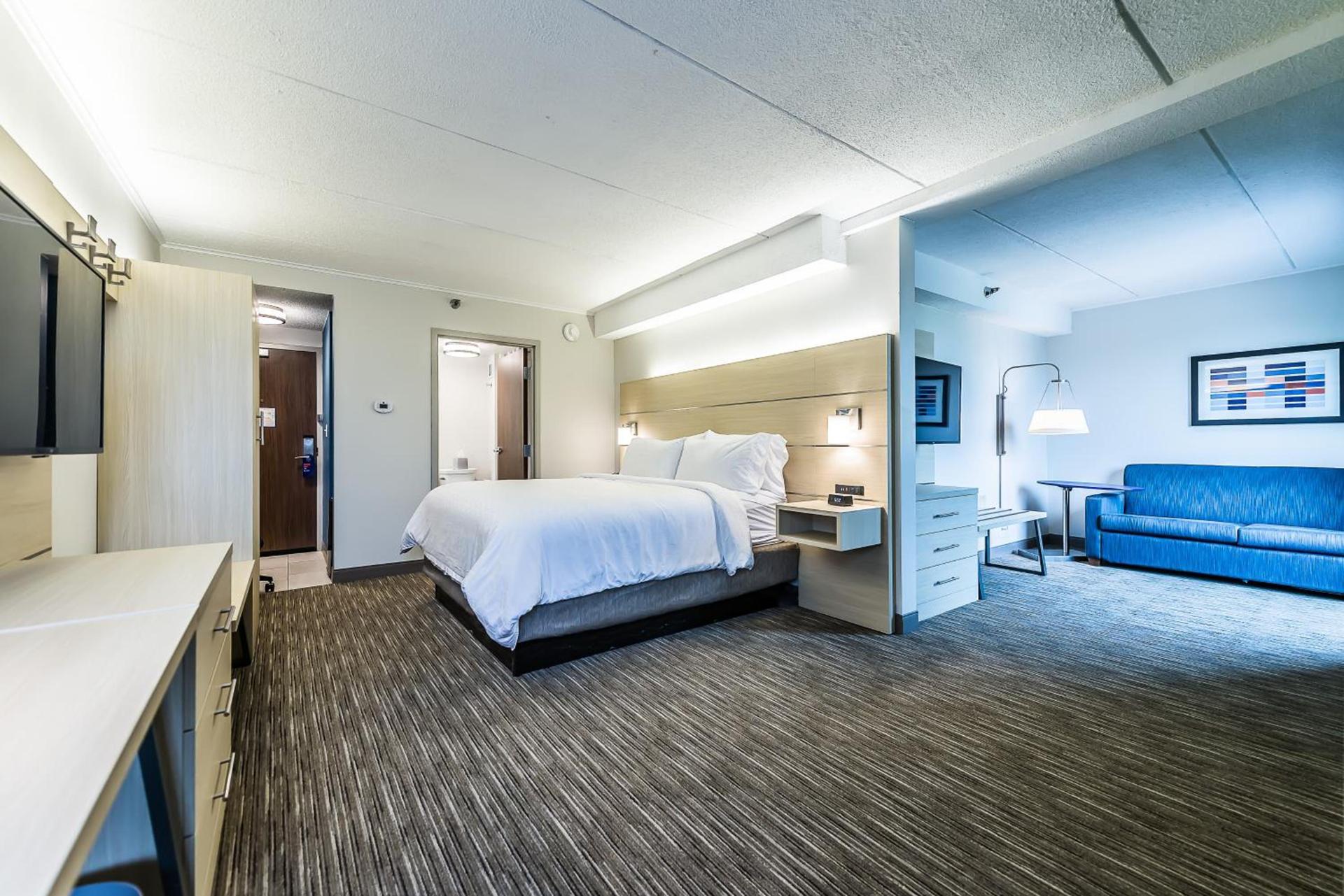 Holiday Inn Express Flint-Campus Area by IHG photo 31