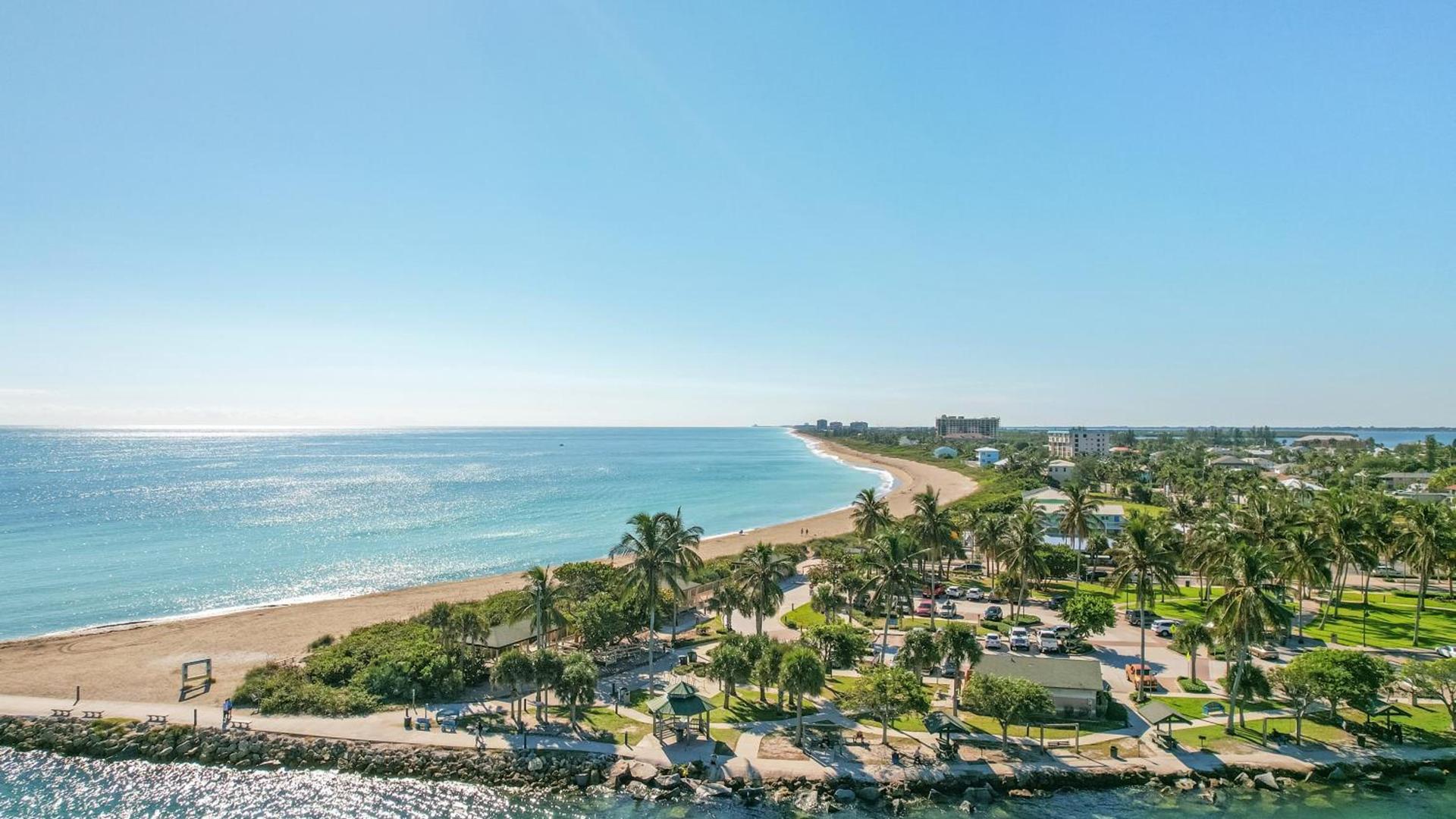 Royal Inn Beach Hutchinson Island photo 5
