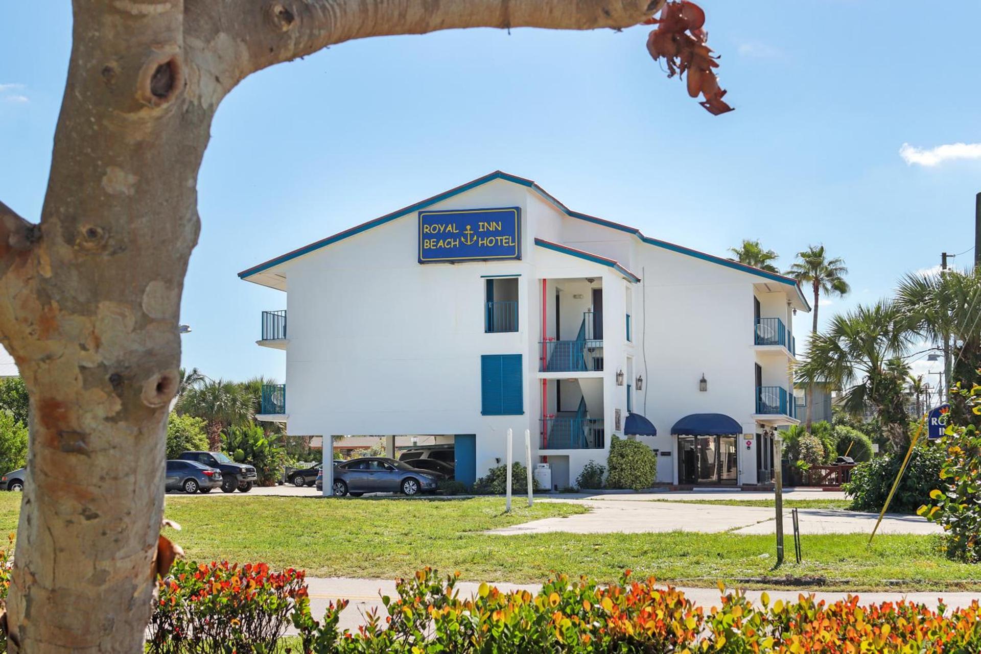 Royal Inn Beach Hutchinson Island photo 9