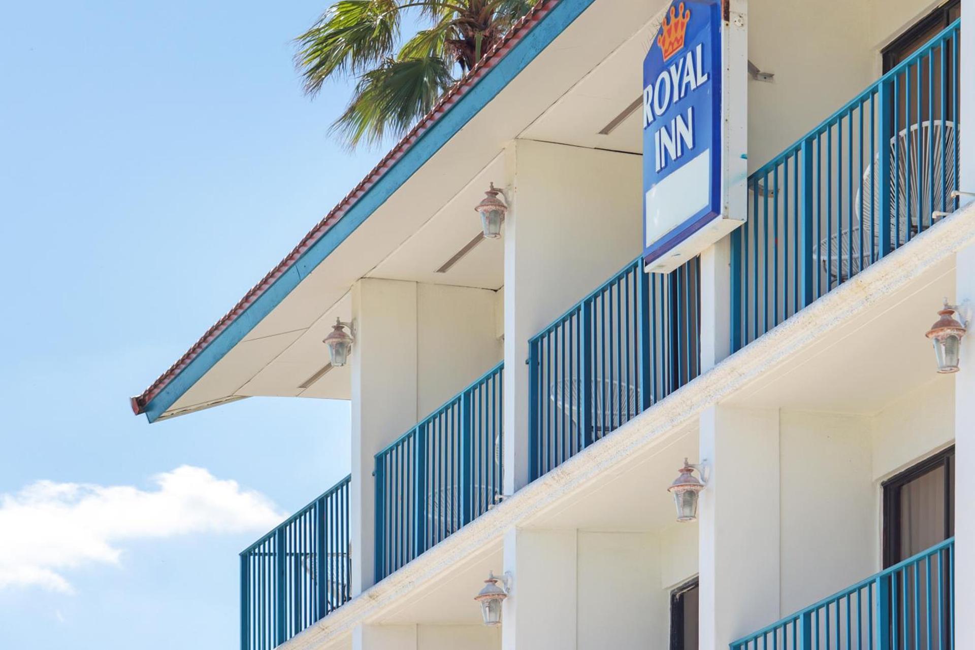 Royal Inn Beach Hutchinson Island photo 10