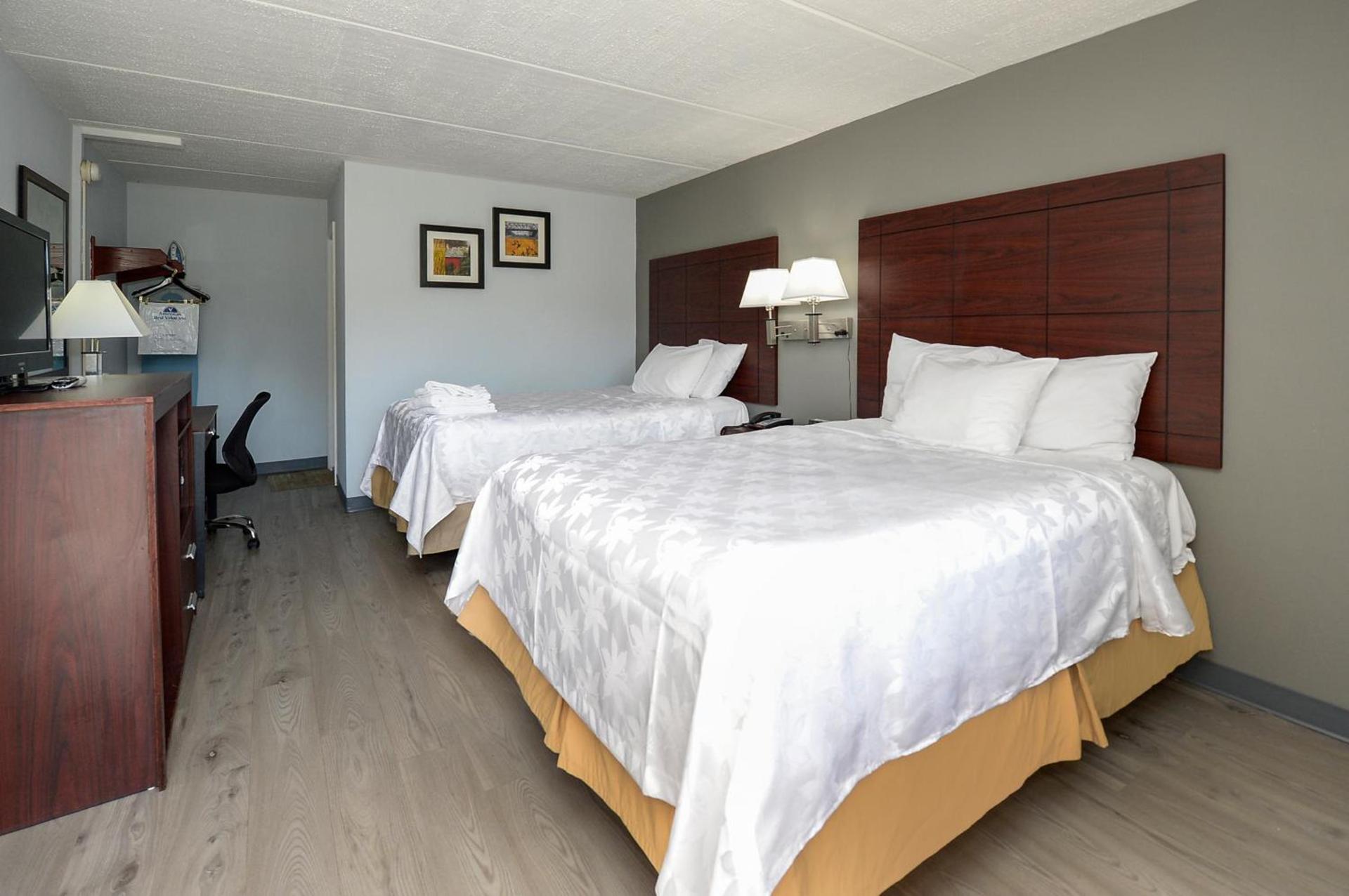 Americas Best Value Inn at Central Valley-Woodbury photo 7