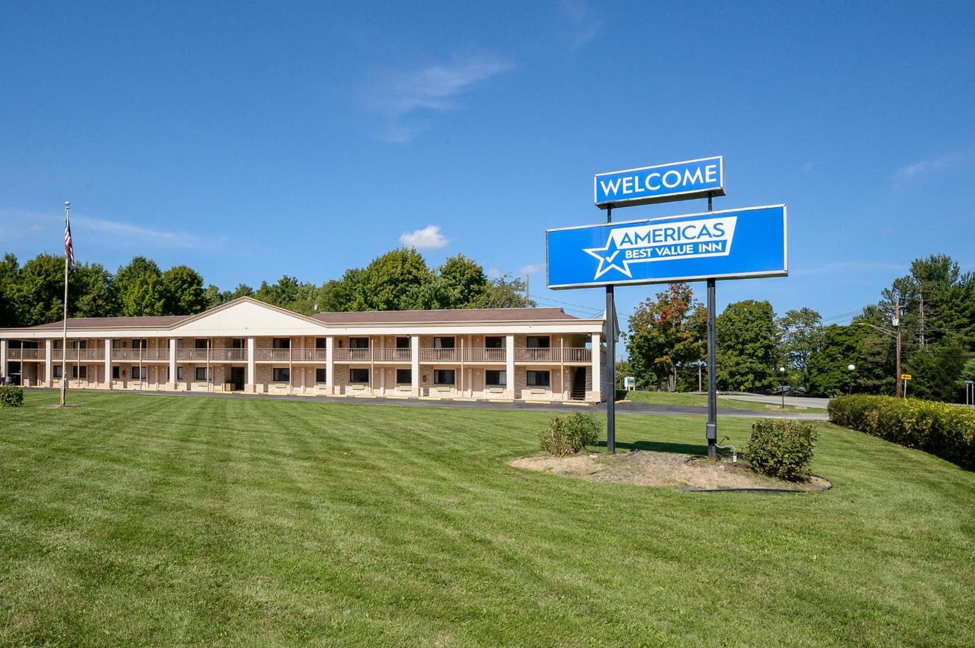 Americas Best Value Inn at Central Valley-Woodbury photo 1