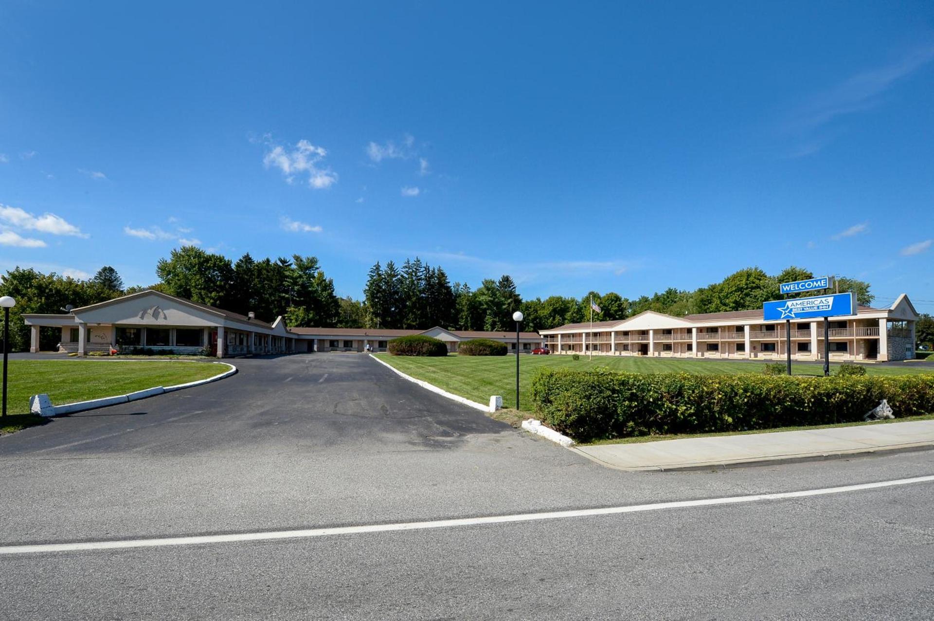 Americas Best Value Inn at Central Valley-Woodbury photo 21