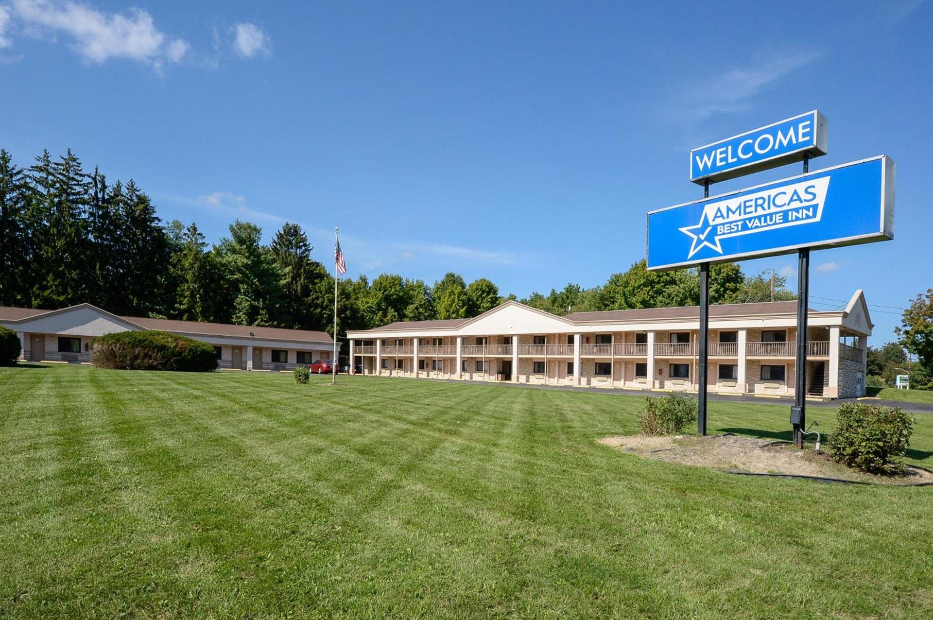 Americas Best Value Inn at Central Valley-Woodbury photo 20