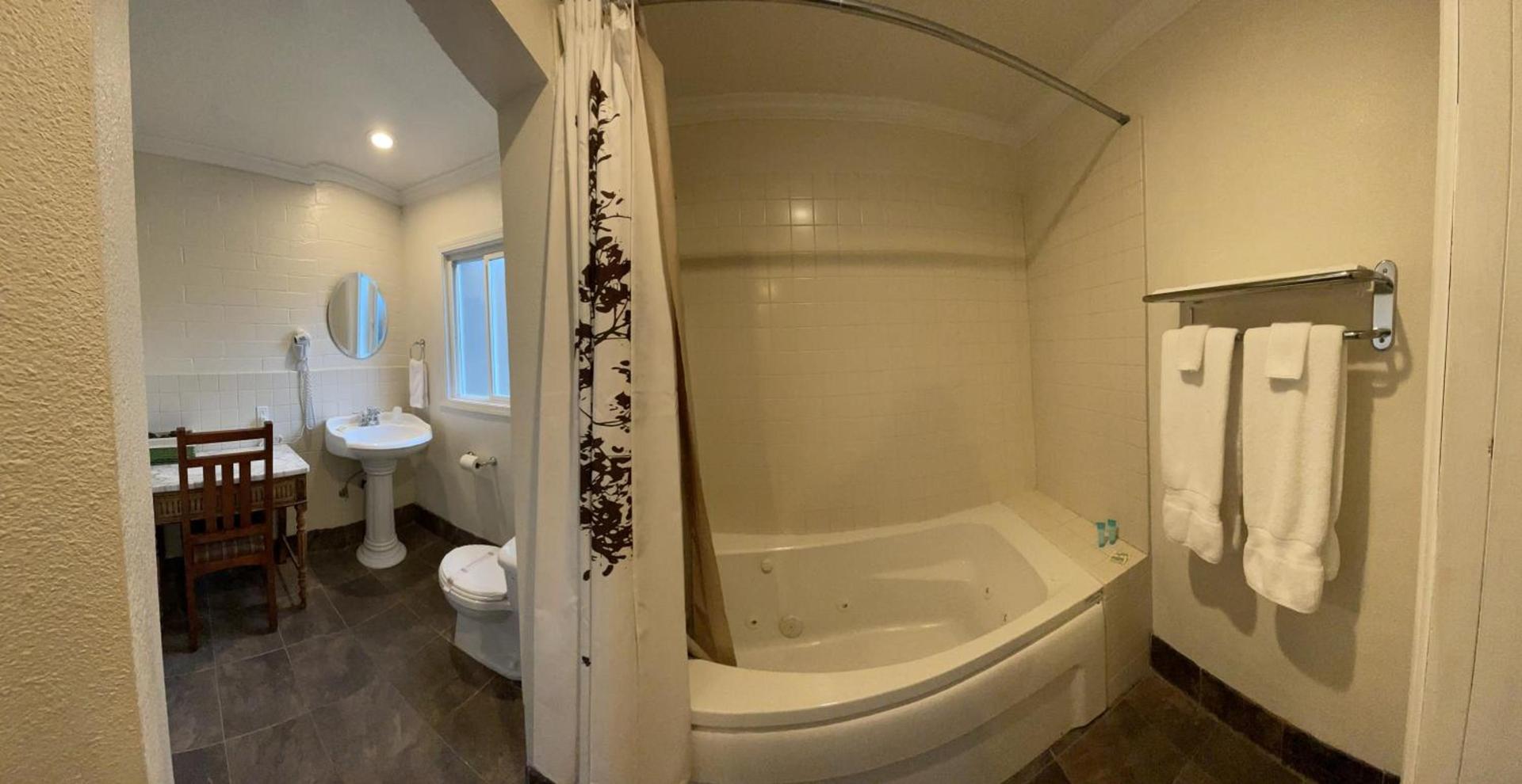 Sierra Woods Lodge photo 27
