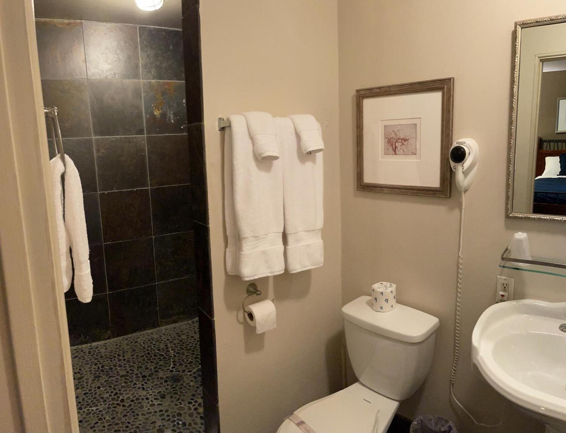 Sierra Woods Lodge photo 37