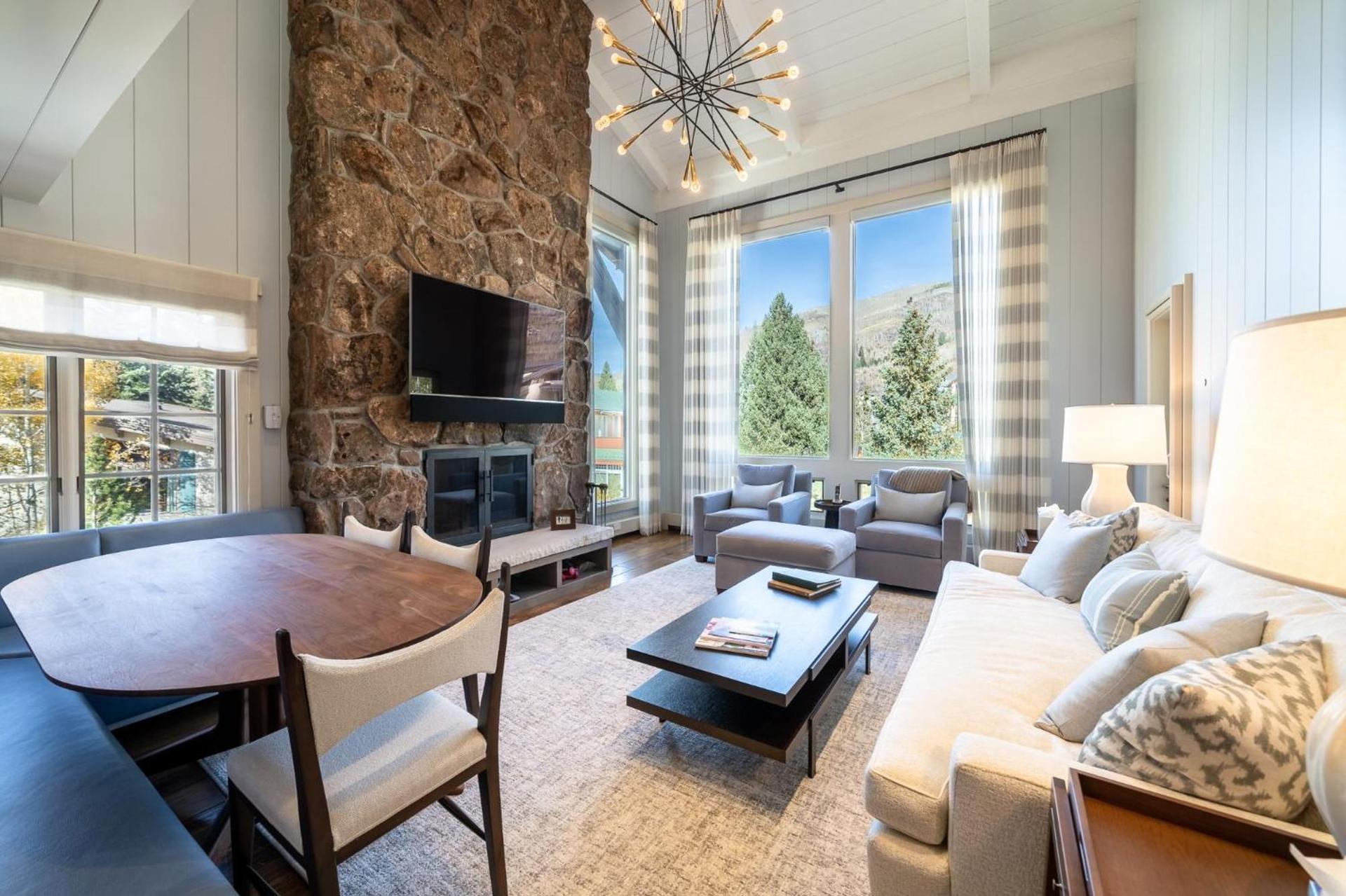 Lodge at Vail Condominiums photo 6
