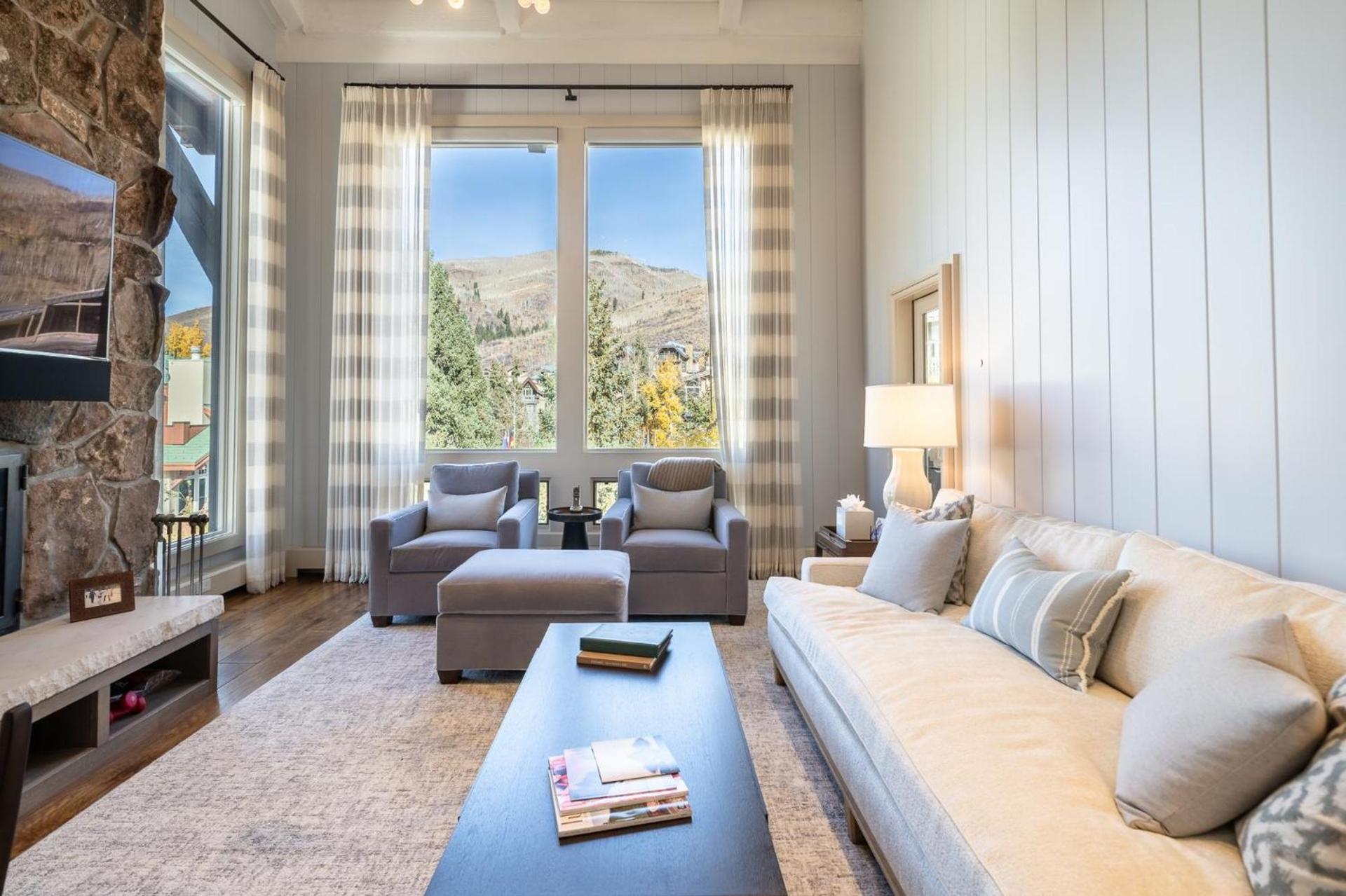 Lodge at Vail Condominiums photo 32