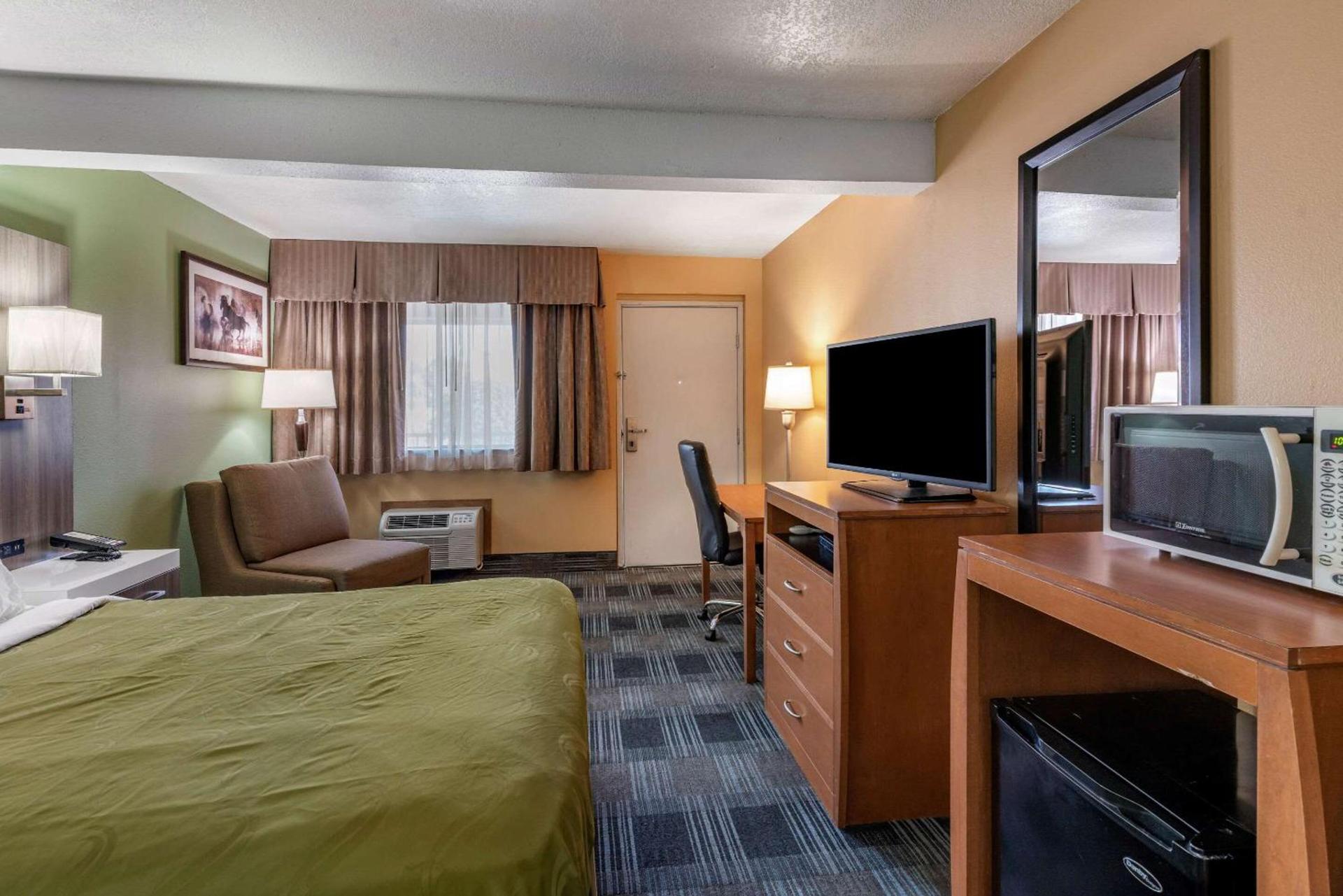 Quality Inn Madras photo 22
