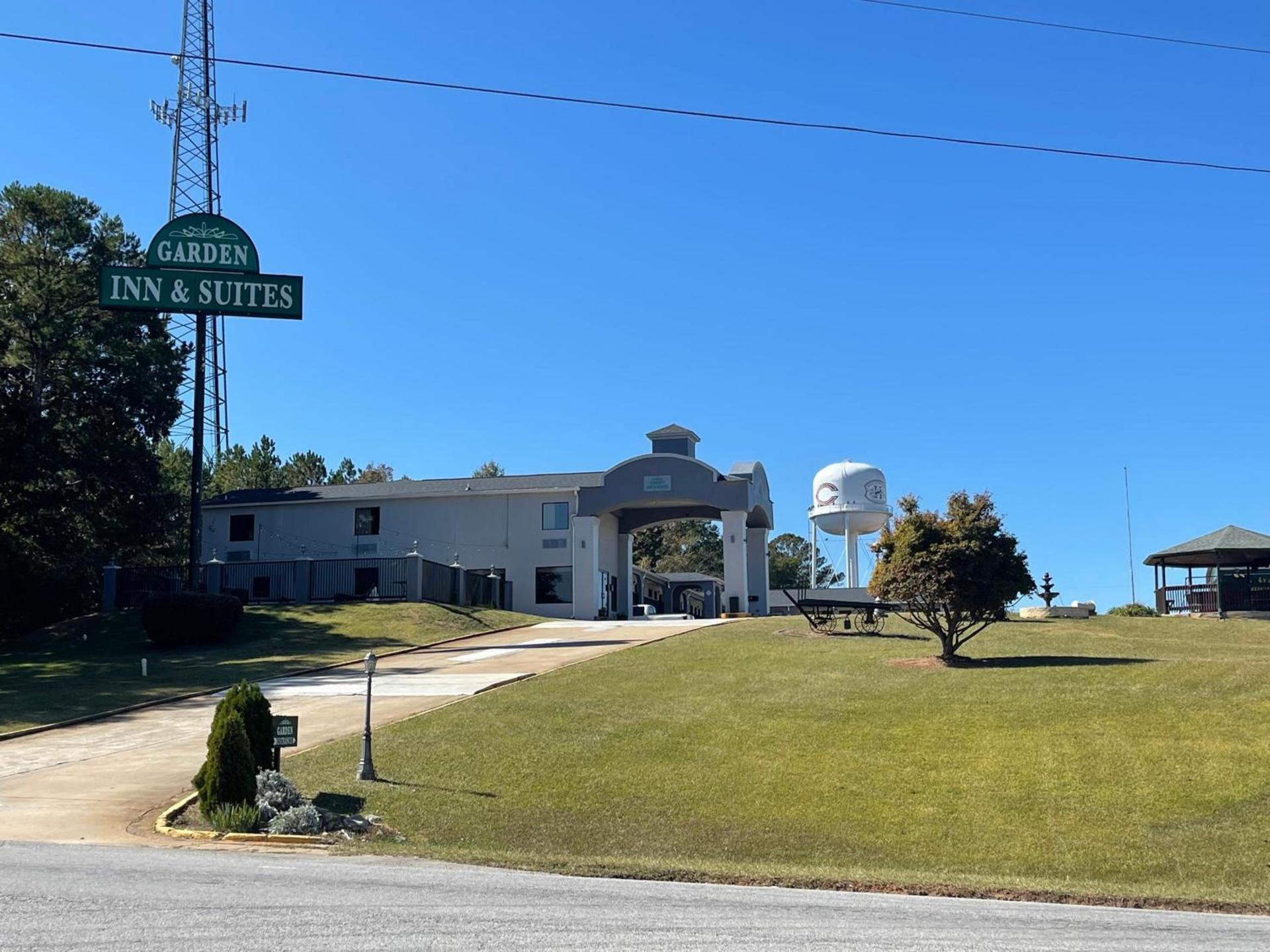 Garden Inn & Suites photo 10