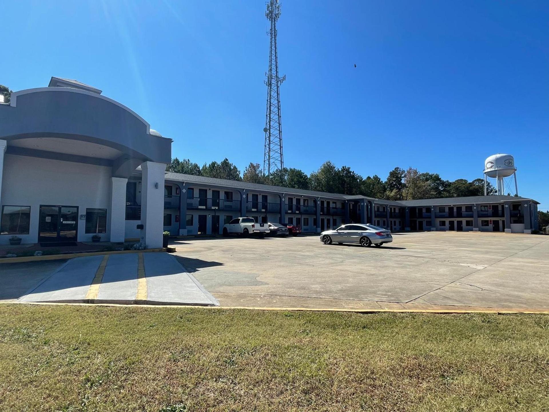 Garden Inn & Suites photo 11
