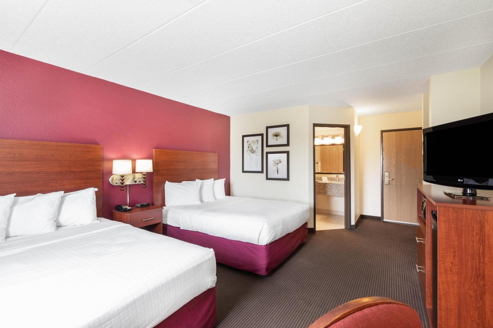 SureStay Plus Hotel by Best Western Litchfield photo 14