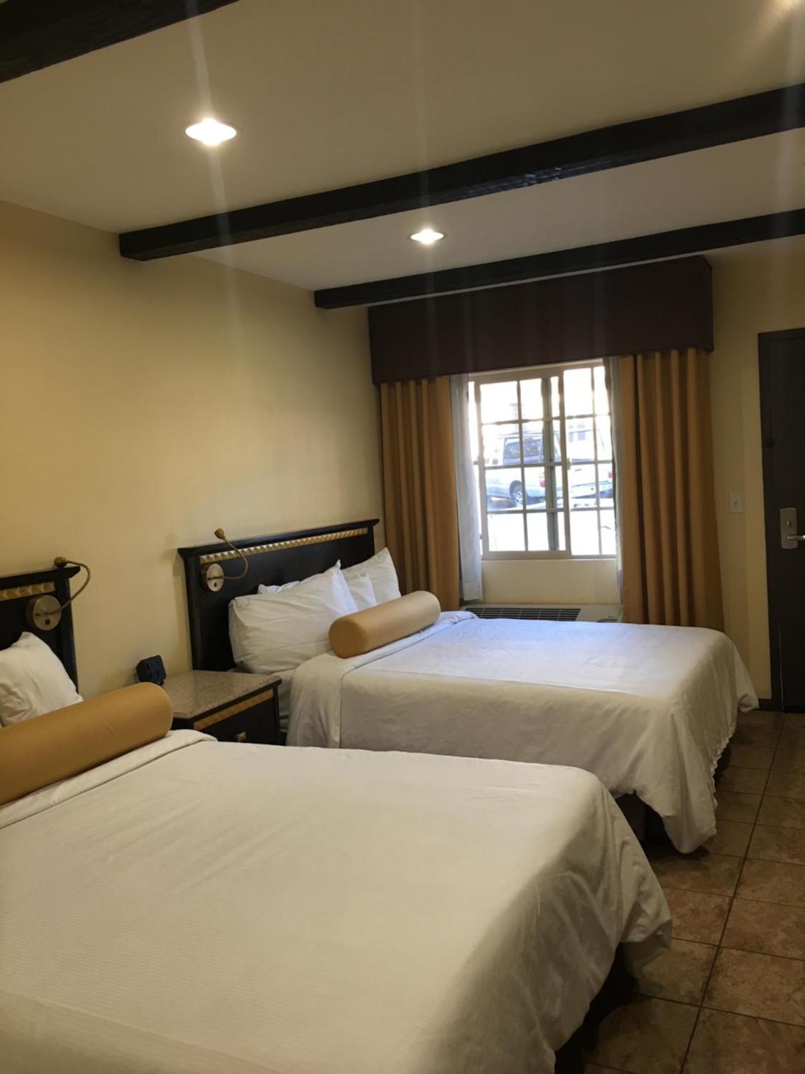 Tuscan Garden Inn photo 23