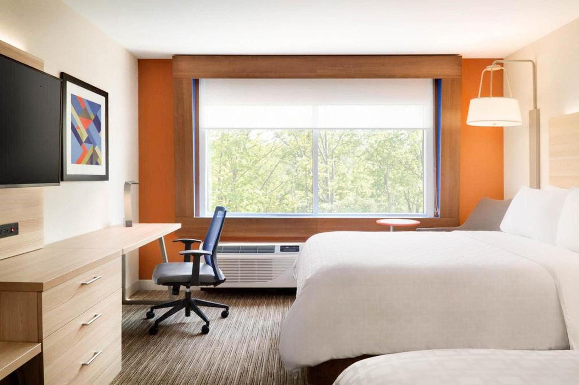 Holiday Inn Express & Suites Blythe by IHG photo 10