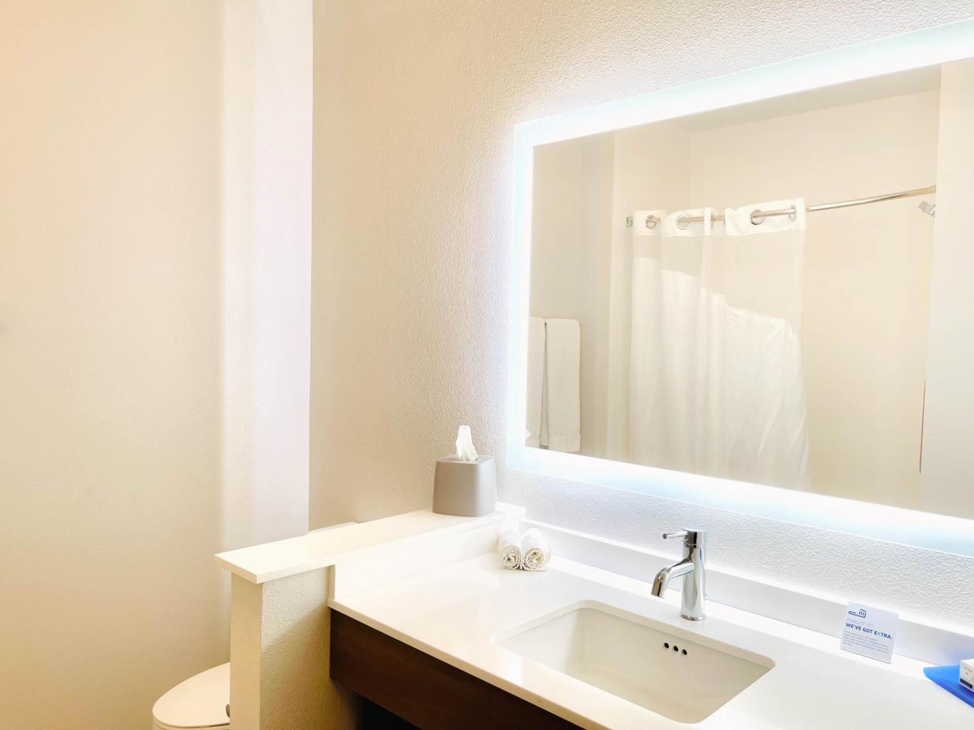 Holiday Inn Express & Suites Blythe by IHG photo 18