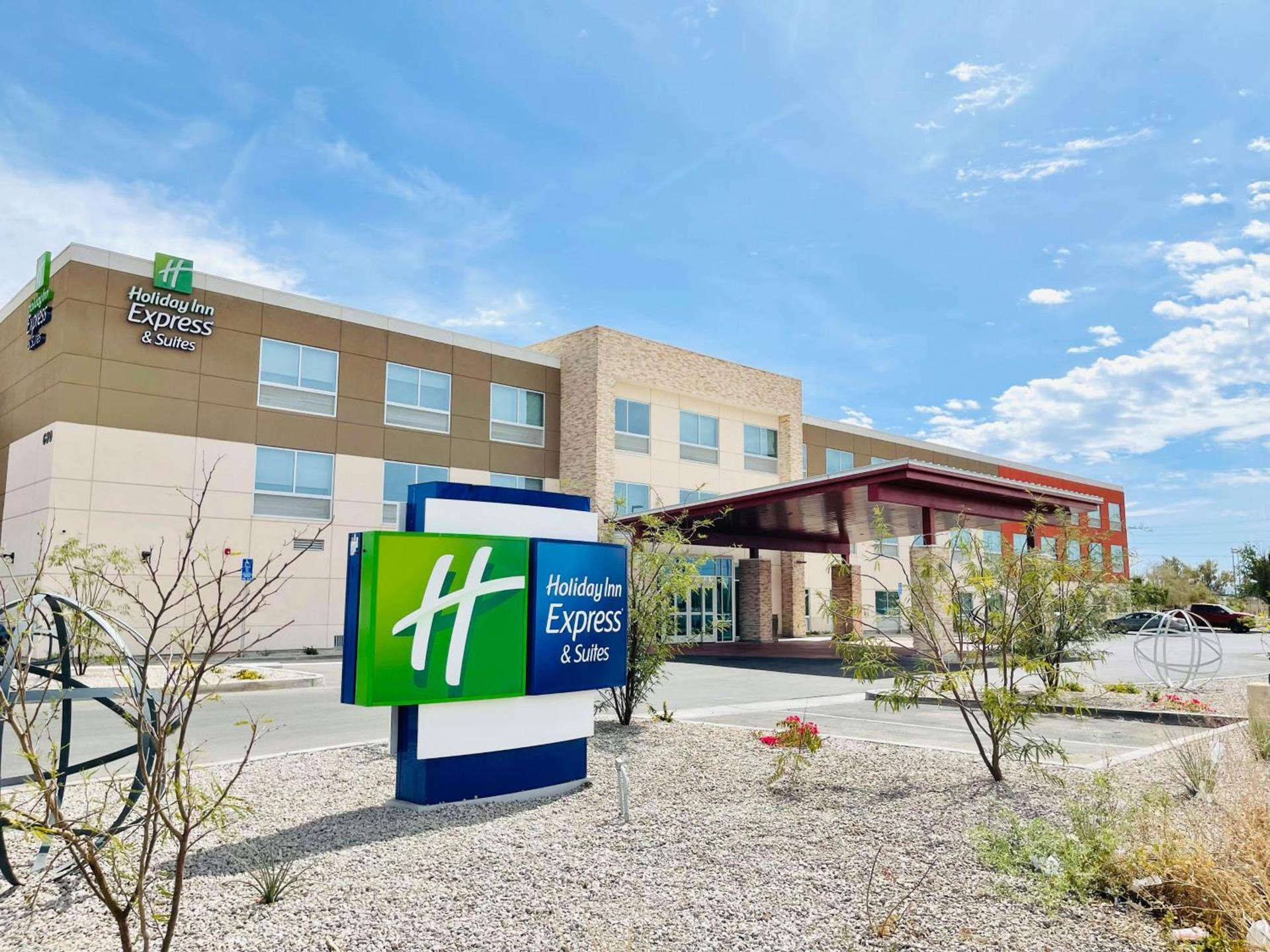 Holiday Inn Express & Suites Blythe by IHG photo 2