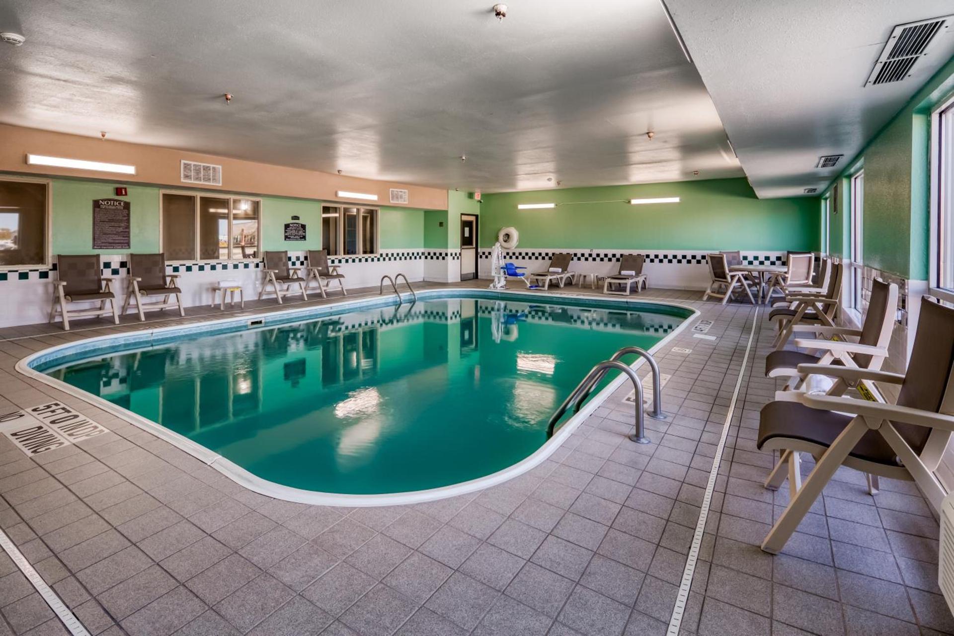 Quality Inn & Suites Springfield Southwest near I-72 photo 56