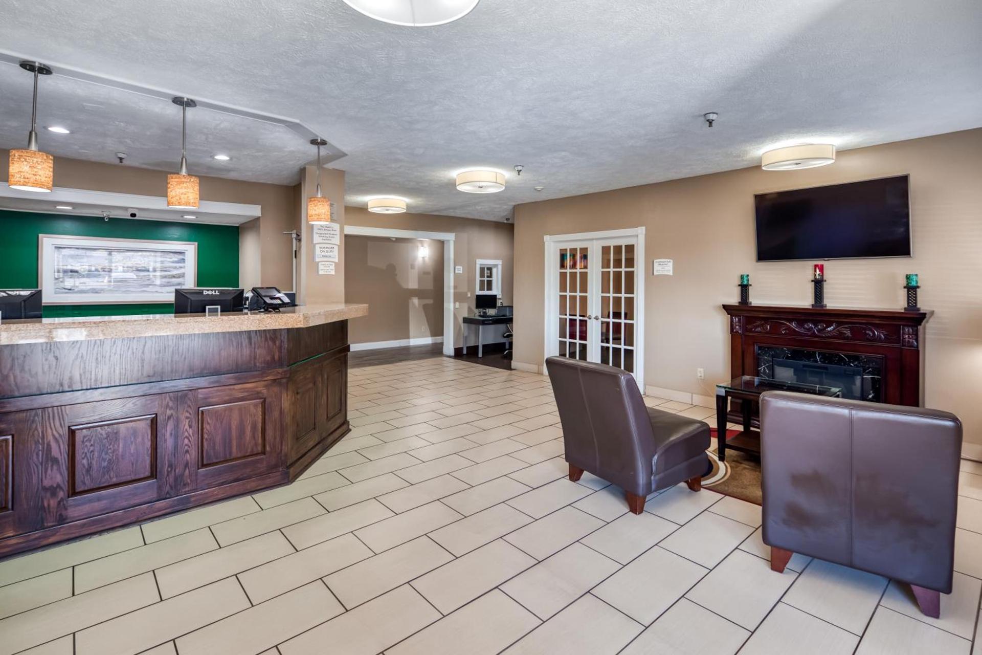 Quality Inn & Suites Springfield Southwest near I-72 photo 66