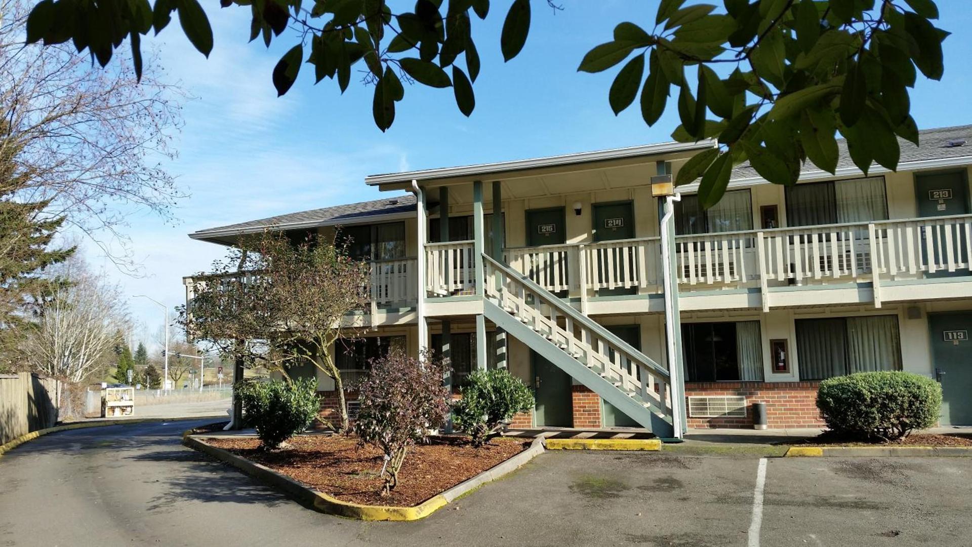 Motel Puyallup photo 8