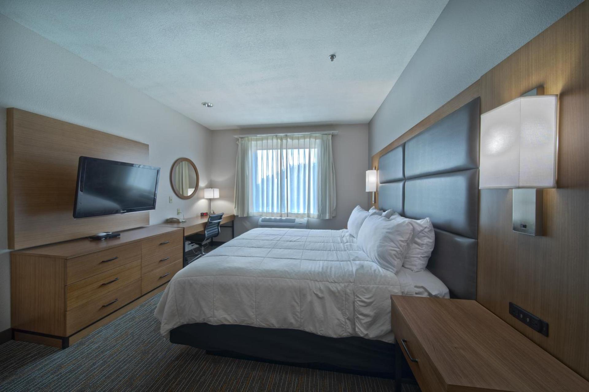 Wingate by Wyndham Houston Bush Intercontinental Airport photo 52