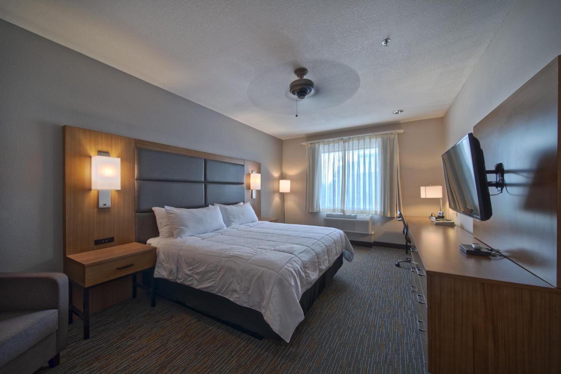 Wingate by Wyndham Houston Bush Intercontinental Airport photo 51