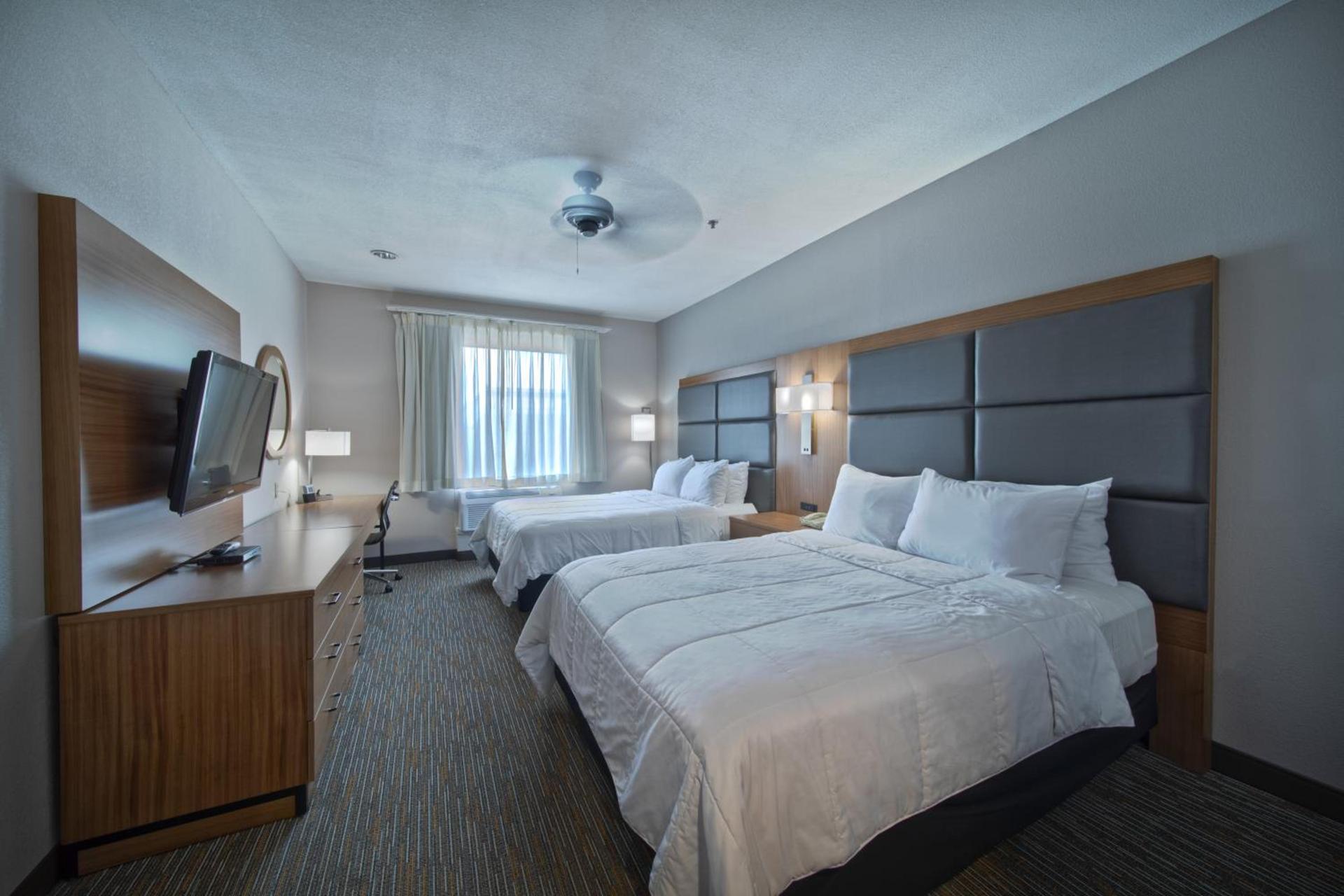 Wingate by Wyndham Houston Bush Intercontinental Airport photo 48