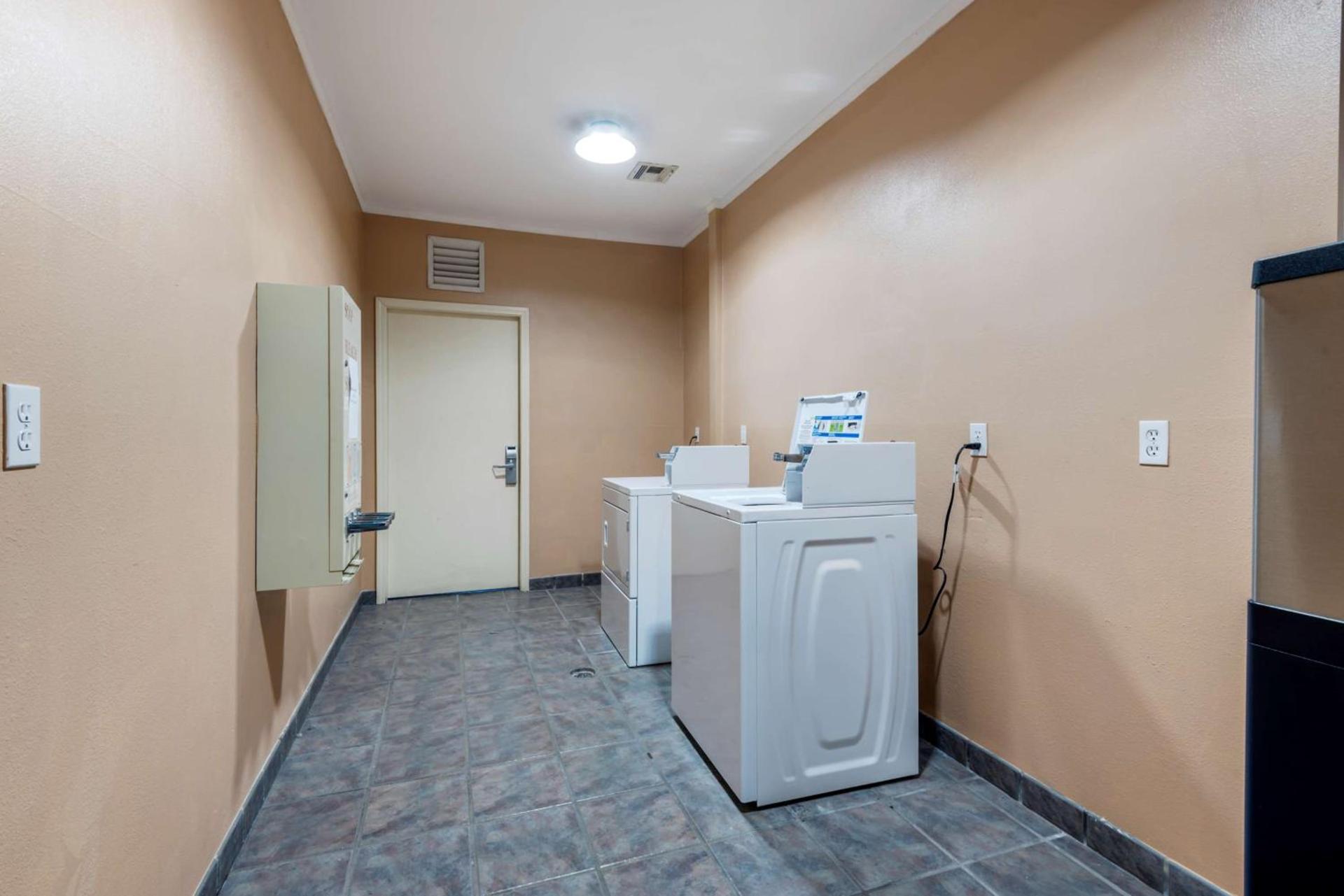 Turquoise Inn and Suites Cortez near Mesa Verde photo 38