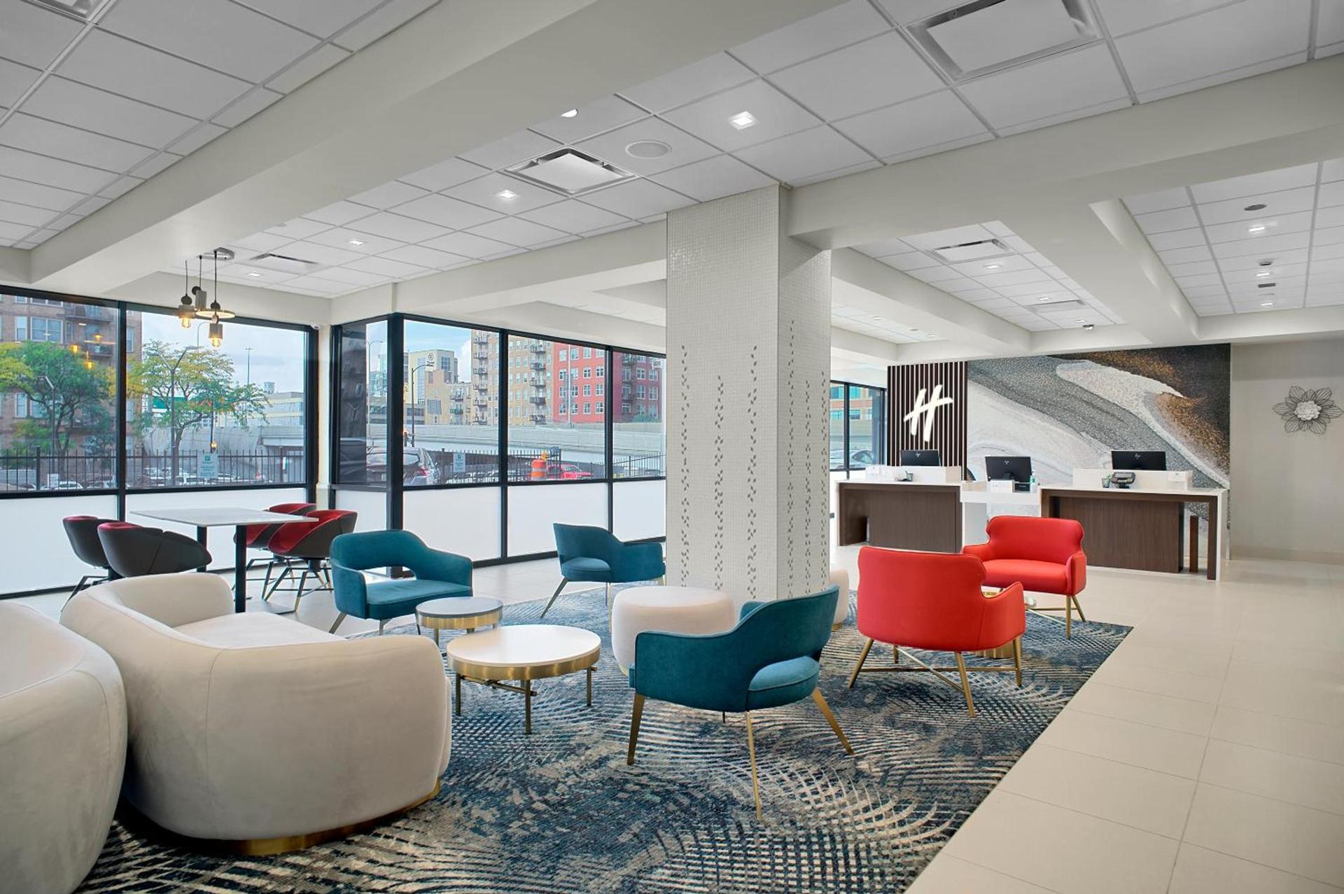 Holiday Inn & Suites Chicago-Downtown by IHG photo 5