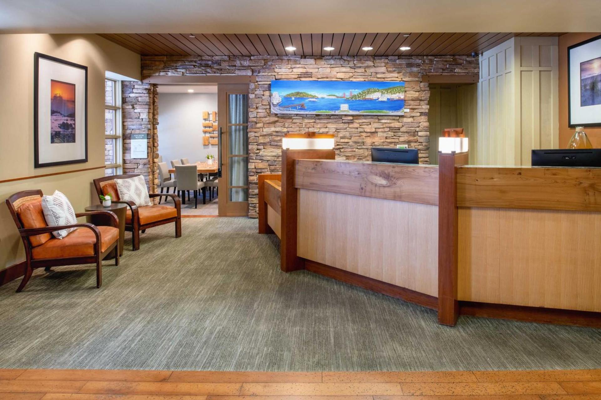 The Lodge at Tiburon photo 9