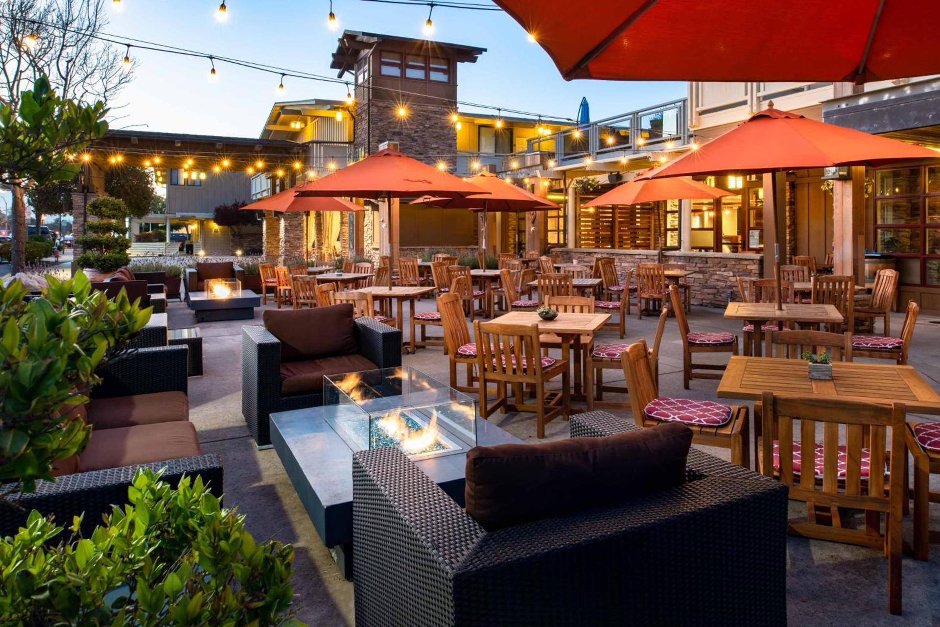 The Lodge at Tiburon photo 2