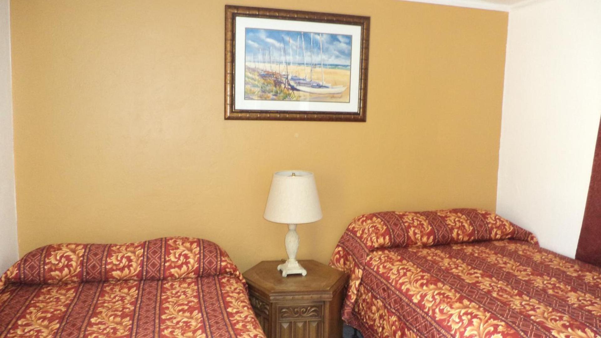 Glades Motel - Naples photo 59