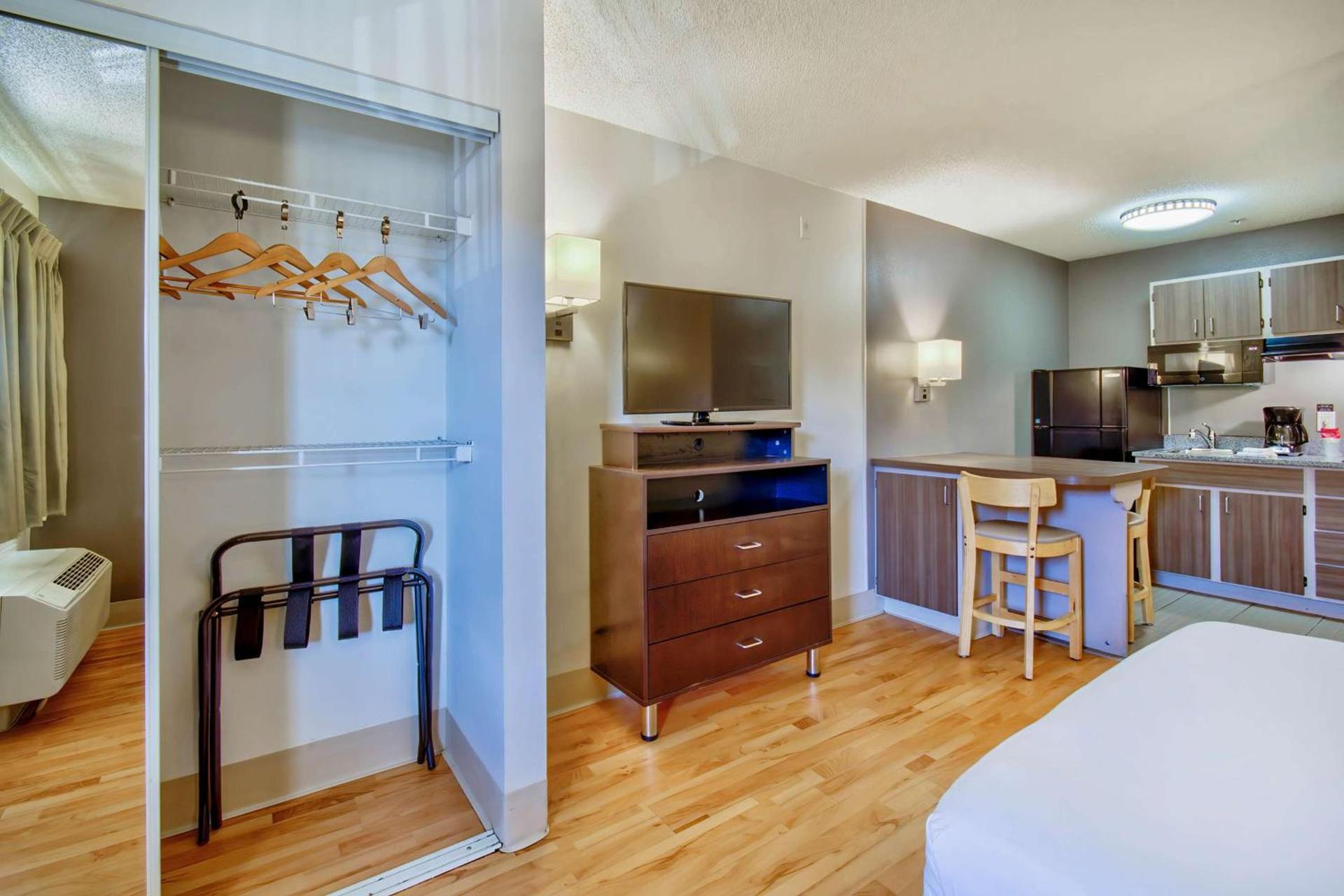 Studio 6-Phoenix, AZ - Deer Valley photo 10