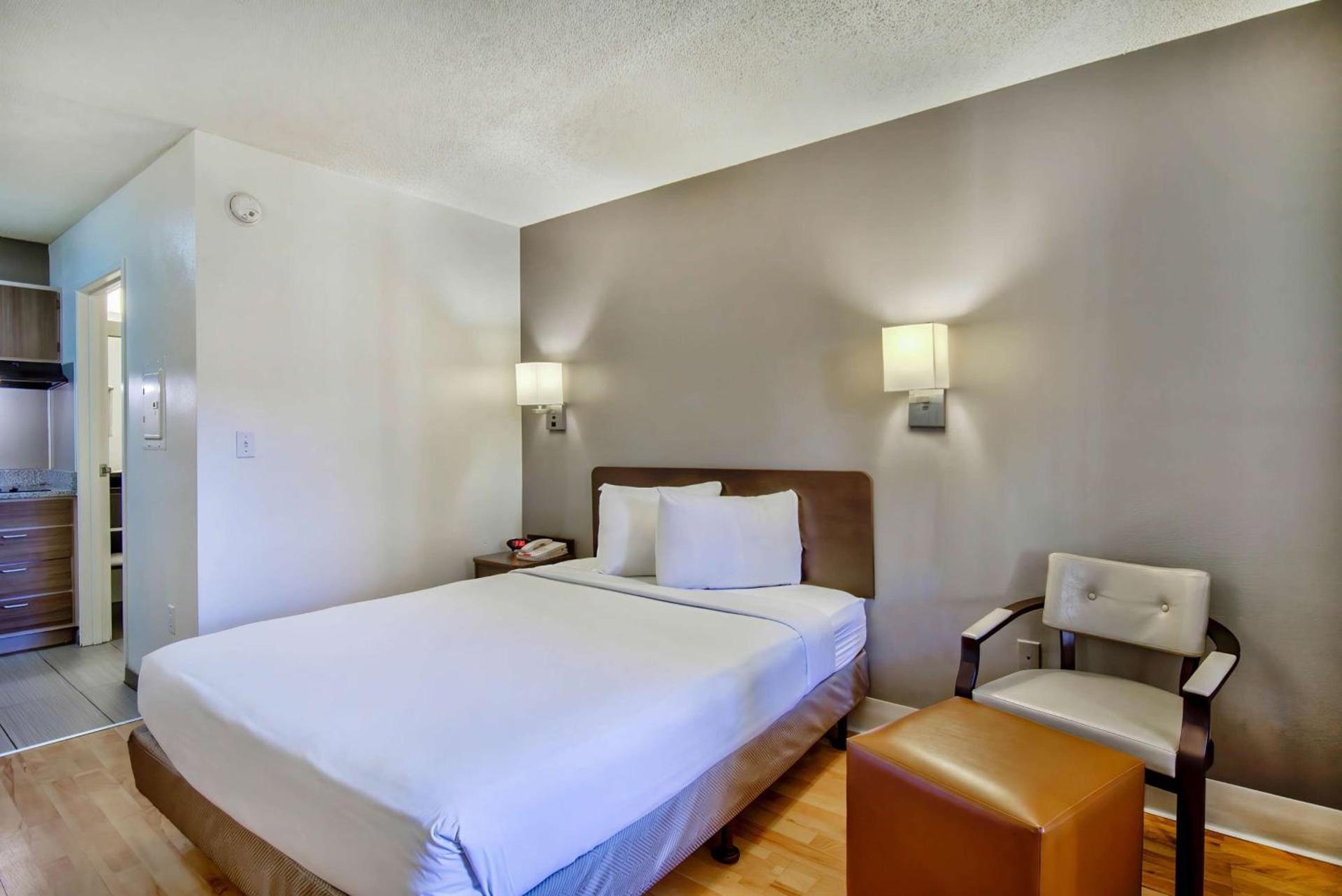 Studio 6-Phoenix, AZ - Deer Valley photo 11